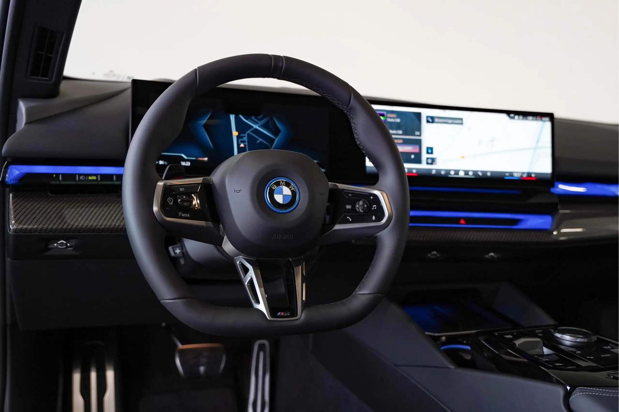 BMW - i5