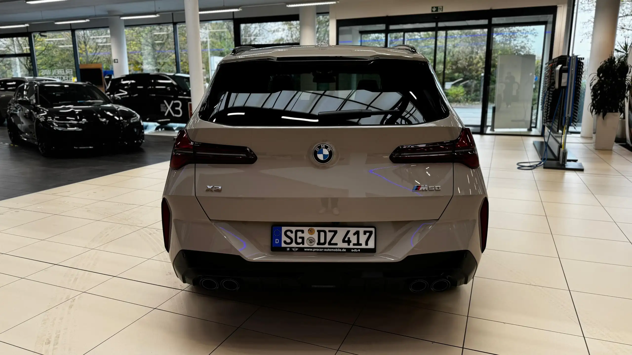 BMW - X3