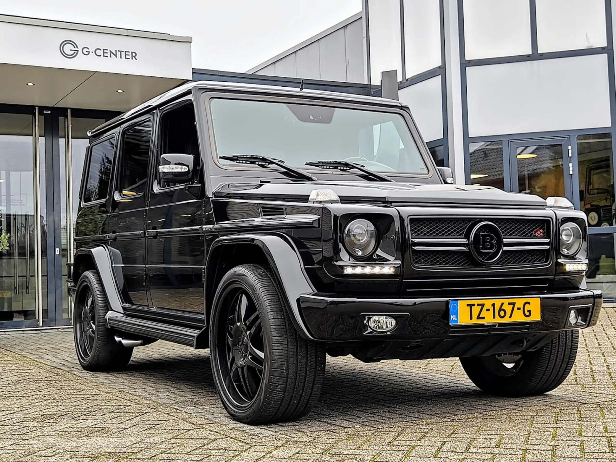 Mercedes-Benz - G