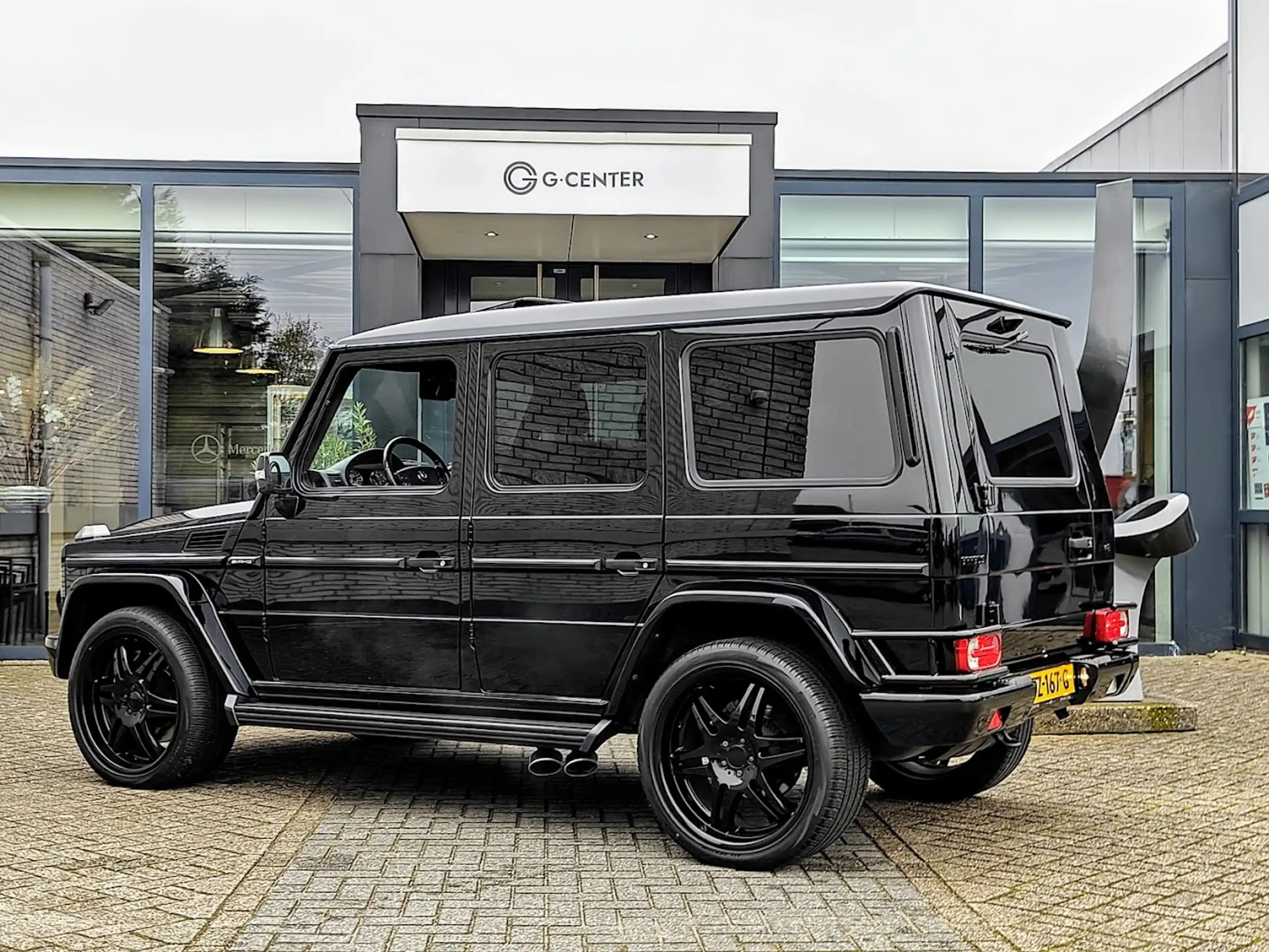 Mercedes-Benz - G