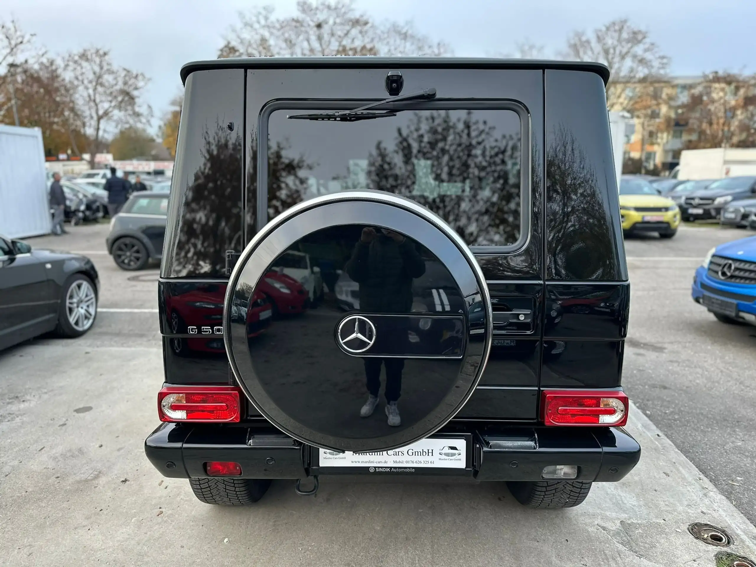 Mercedes-Benz - G 500