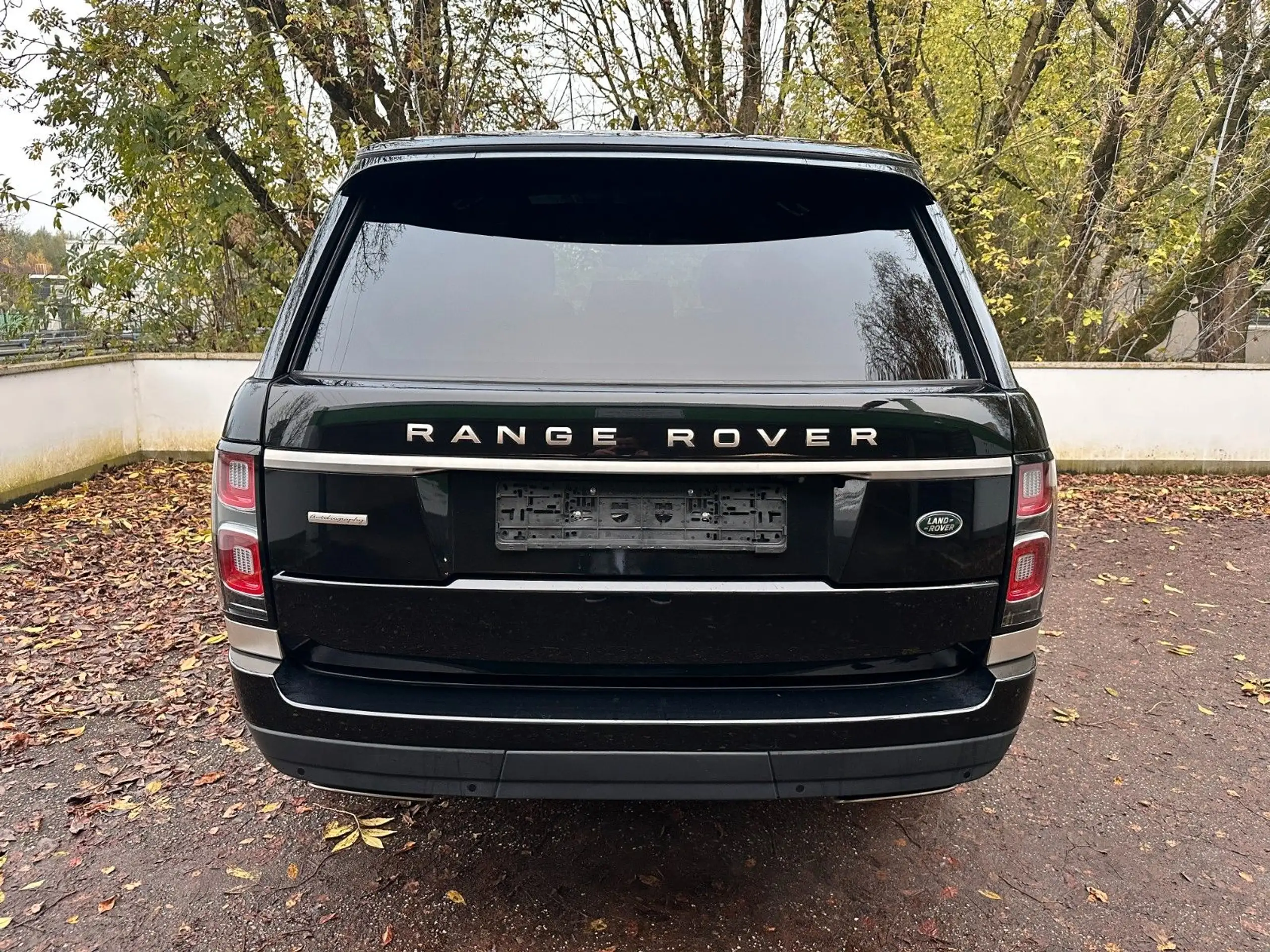 Land Rover - Range Rover