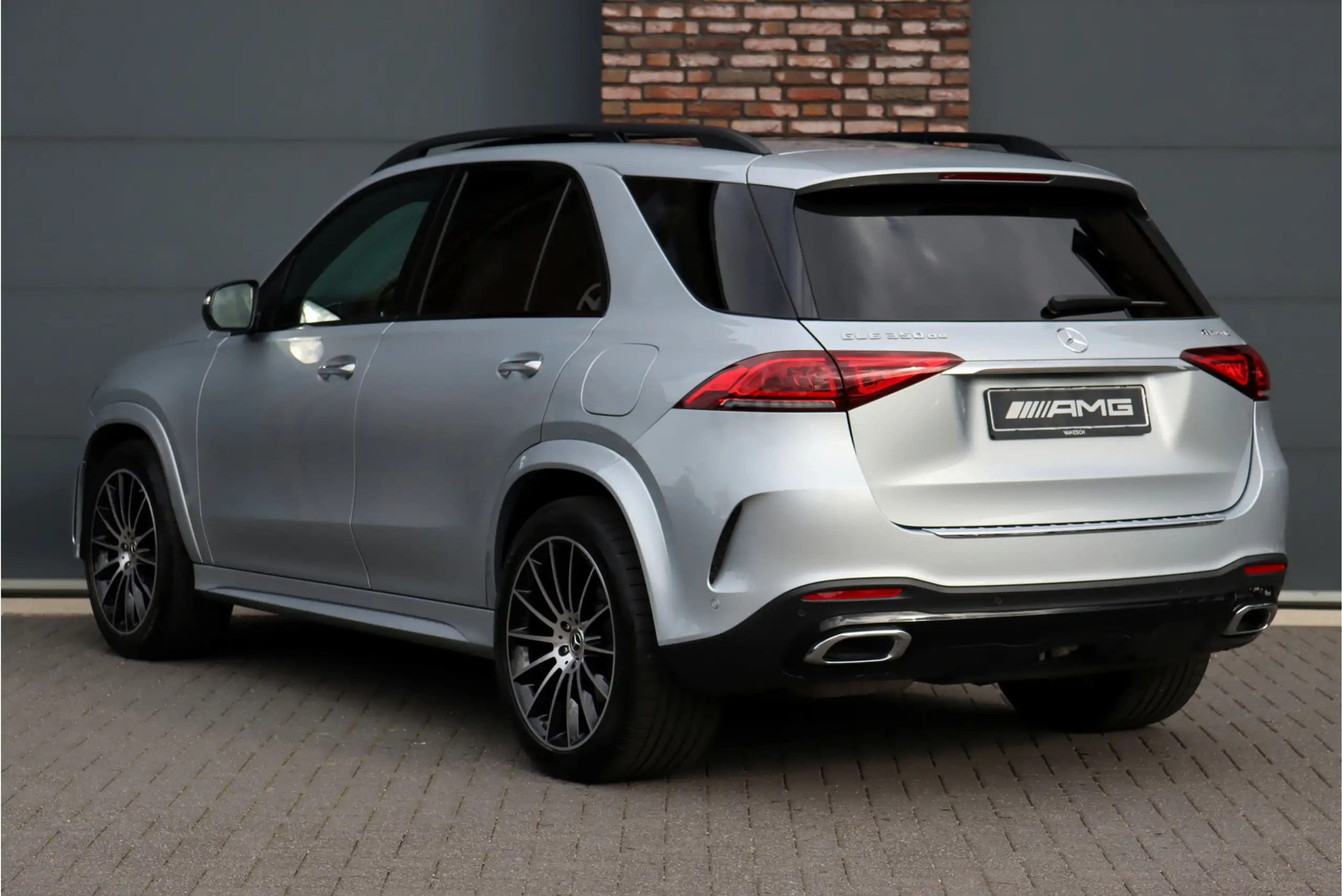 Mercedes-Benz - GLE 350