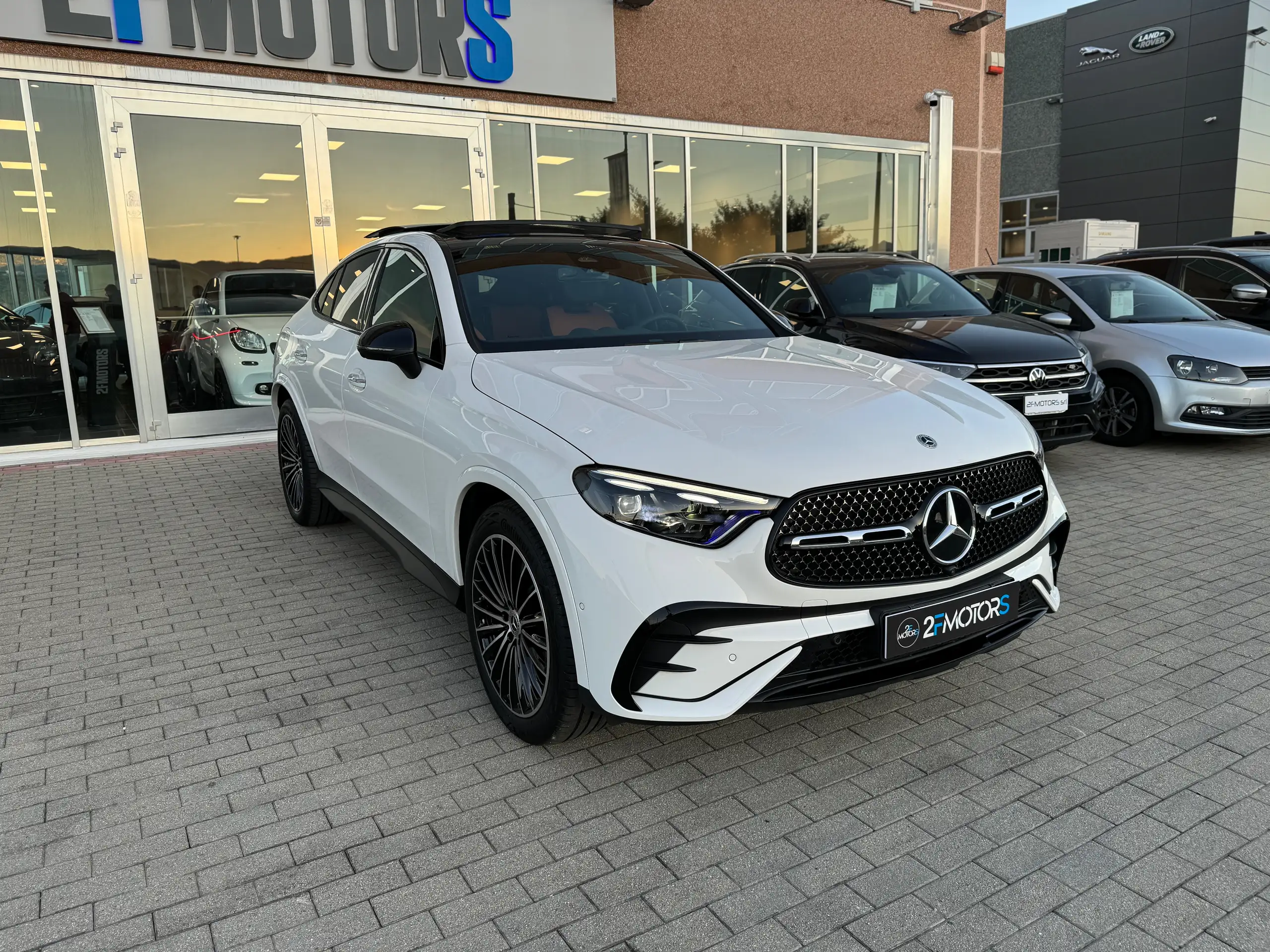 Mercedes-Benz - GLC 220