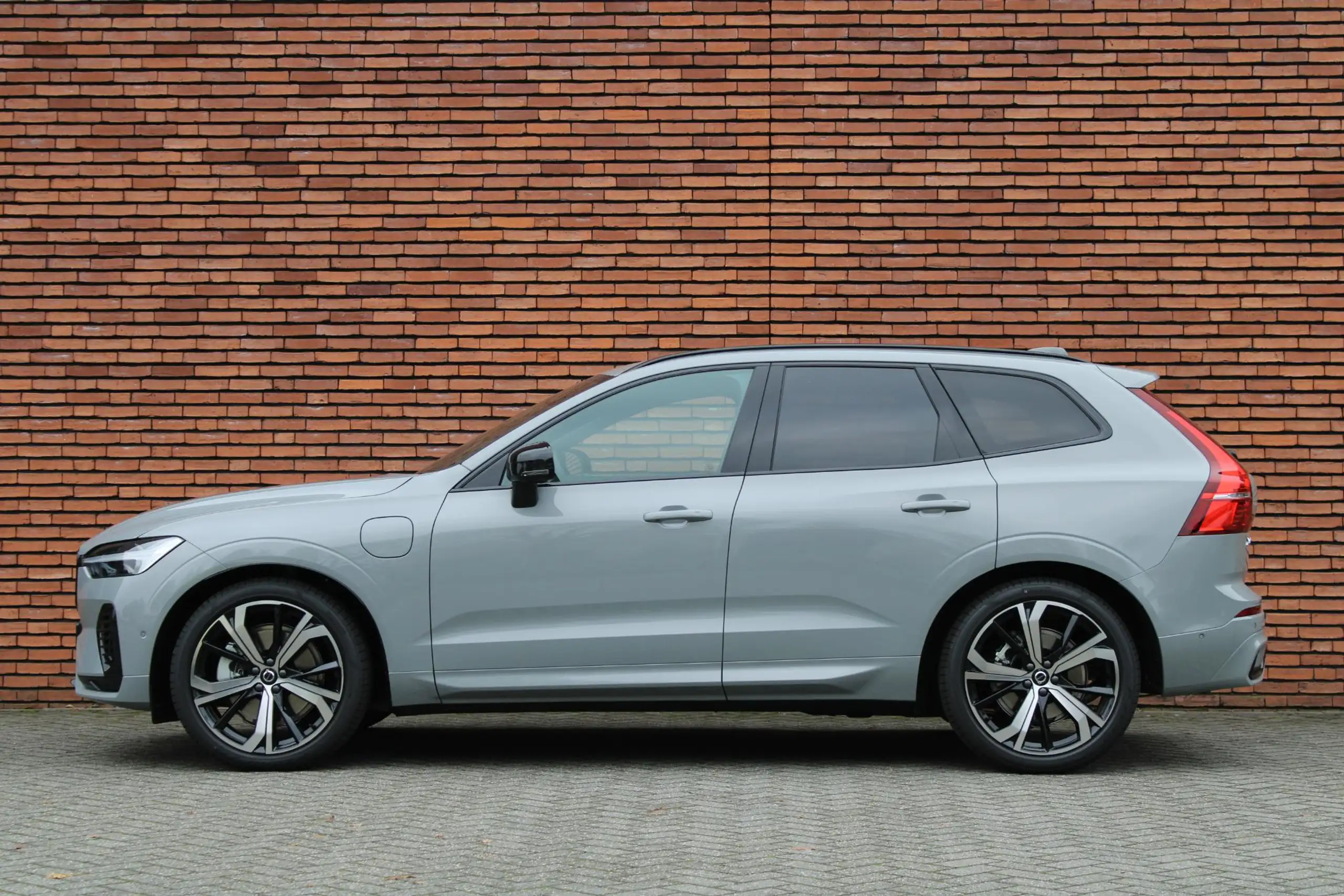 Volvo - XC60