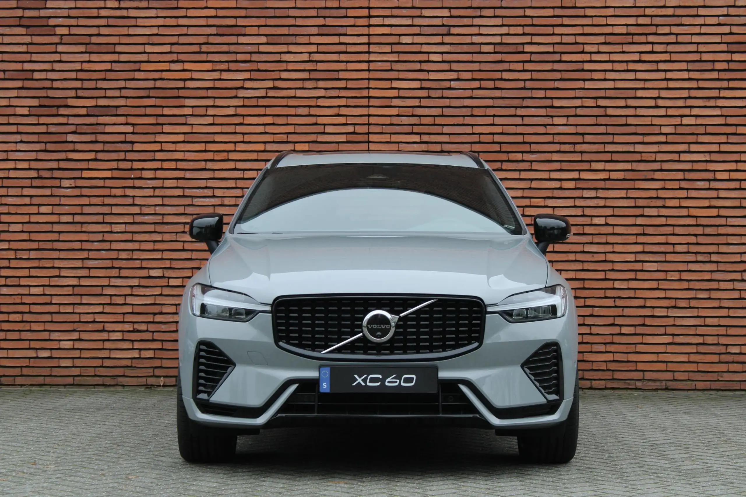 Volvo - XC60