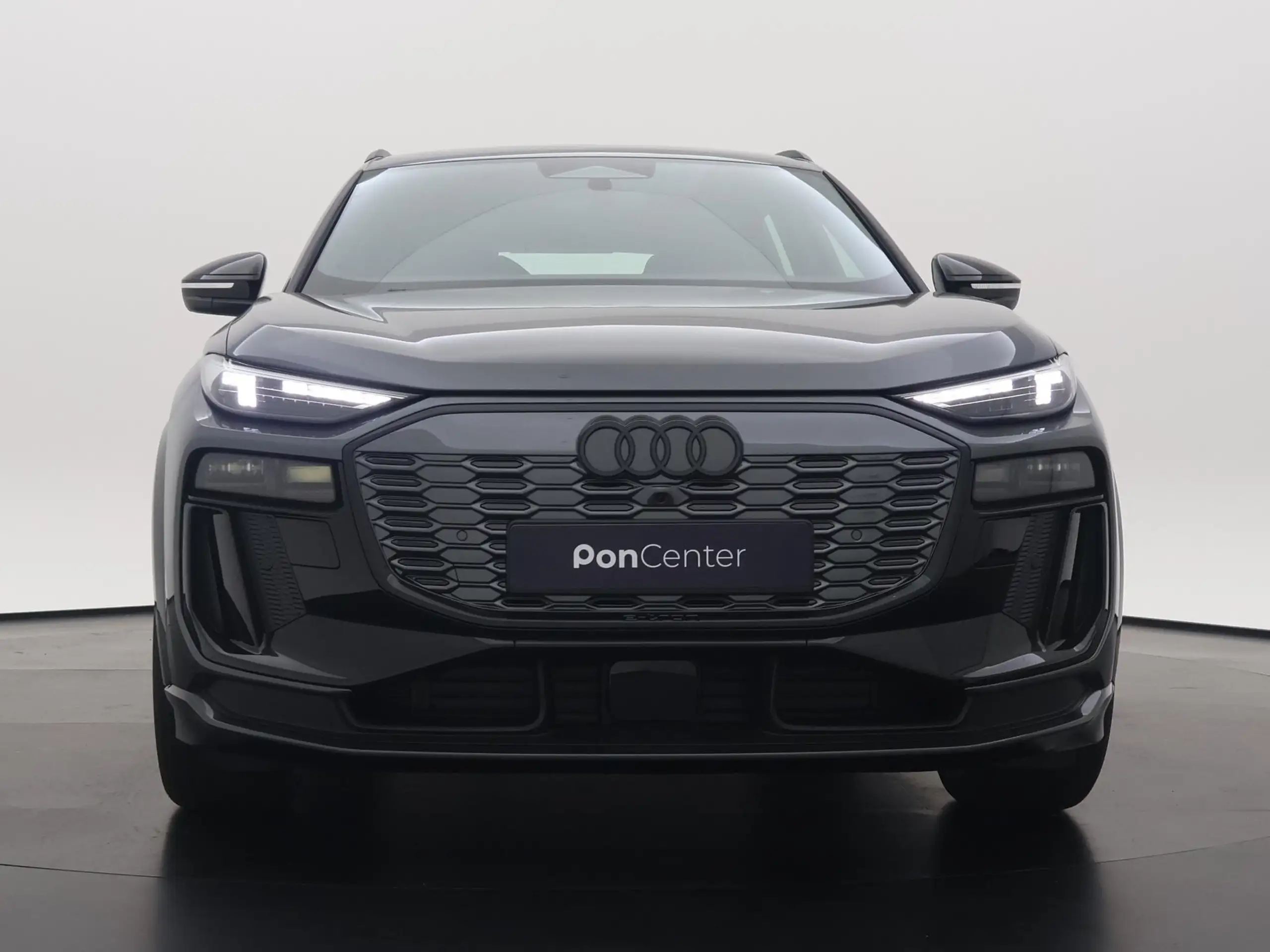 Audi - Q6