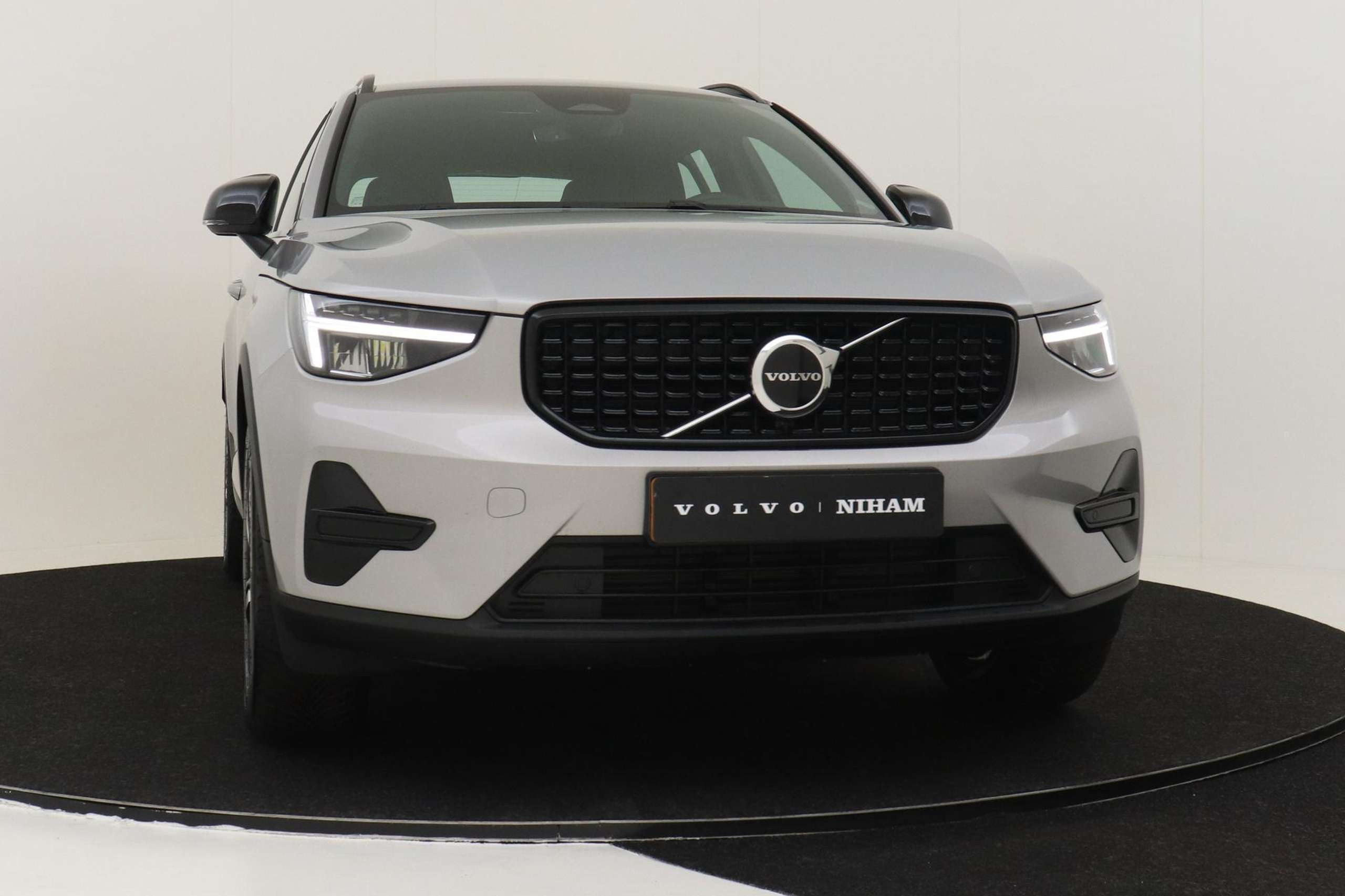 Volvo - XC40