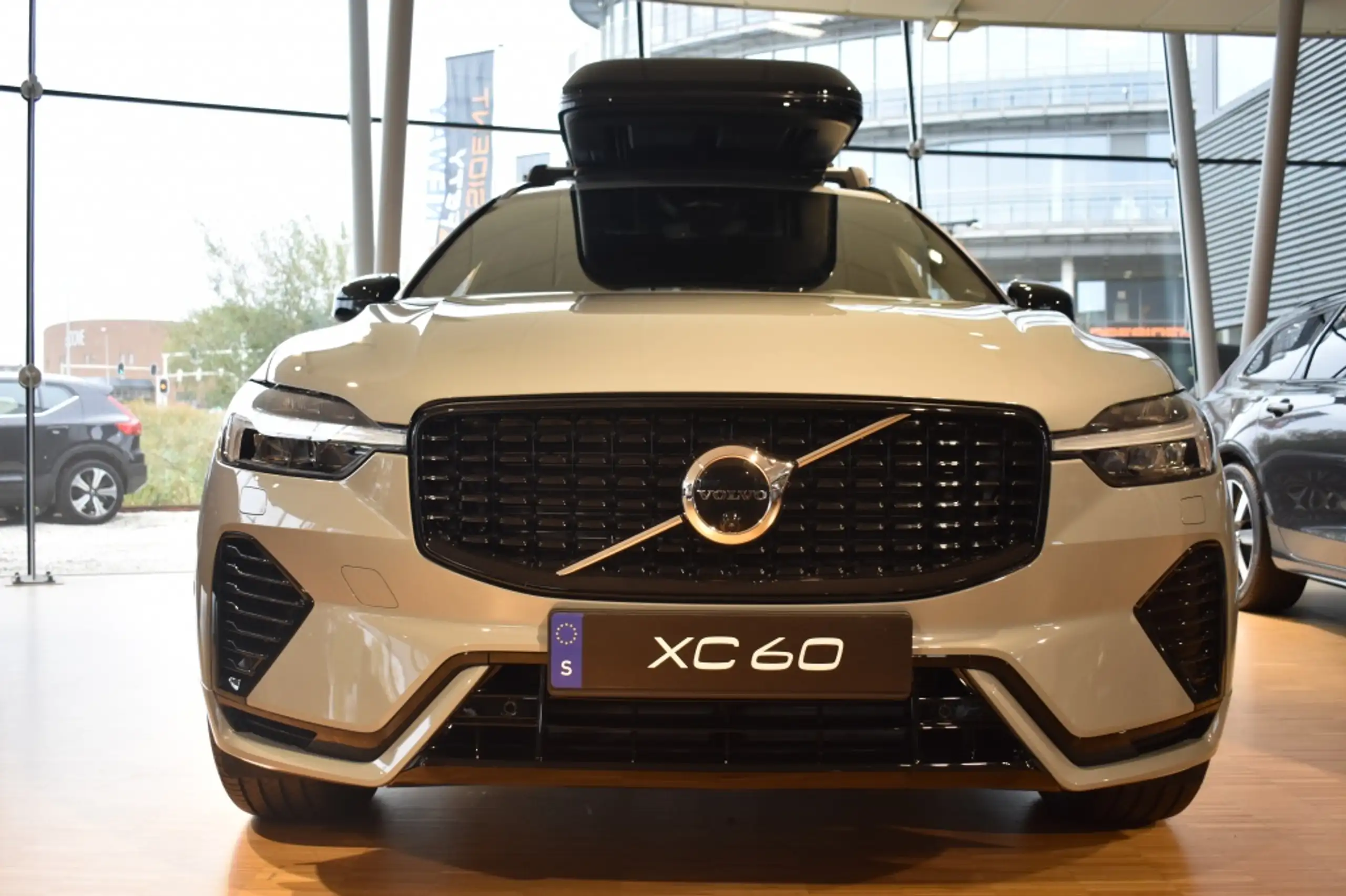 Volvo - XC60