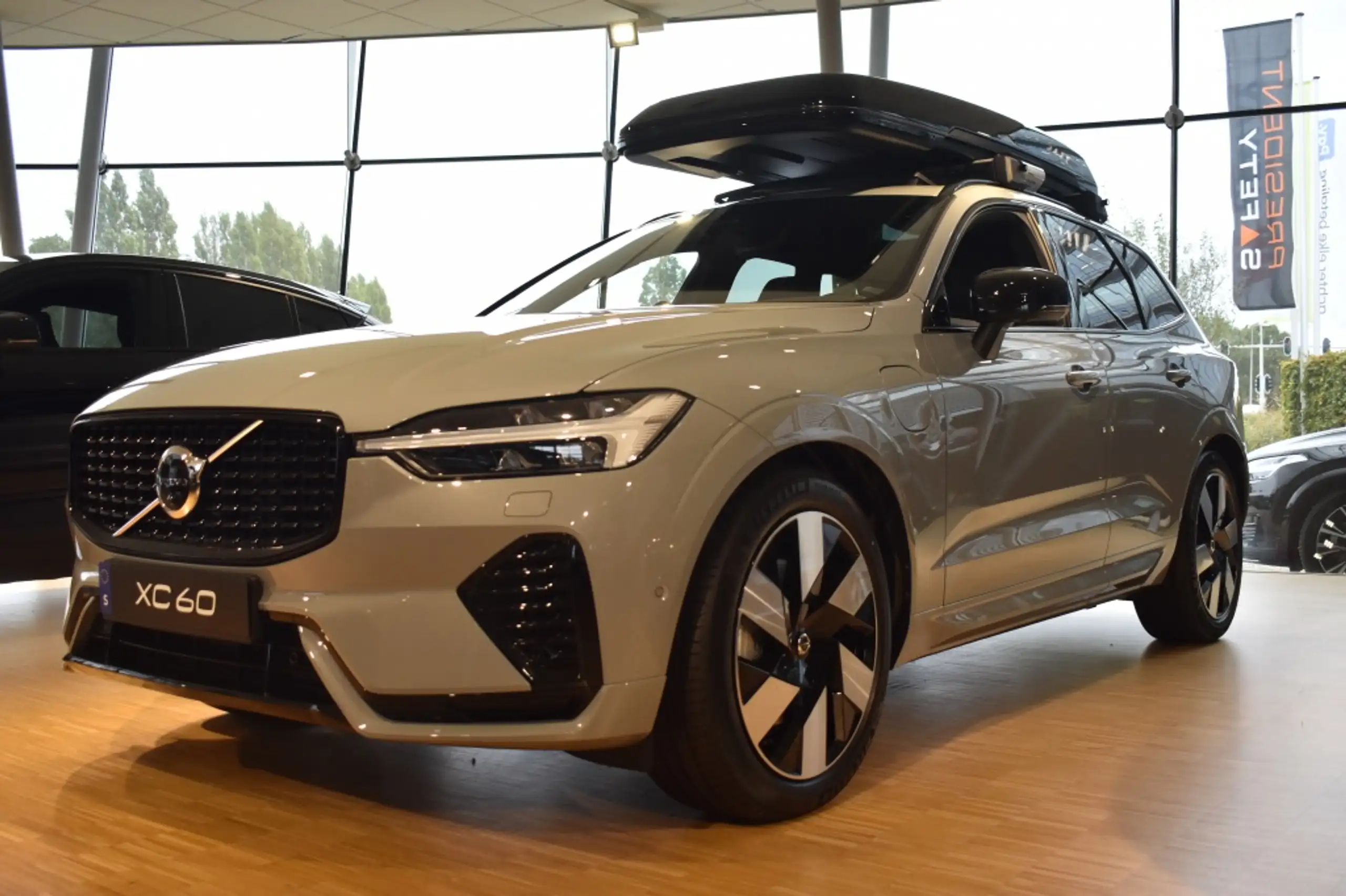 Volvo - XC60