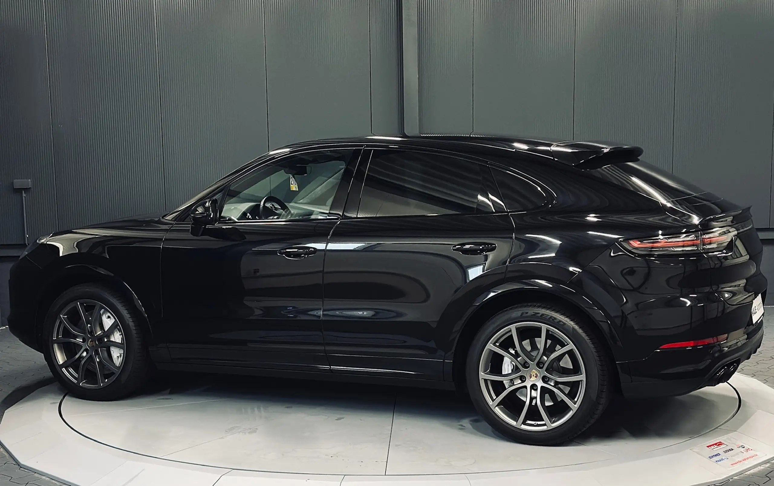 Porsche - Cayenne