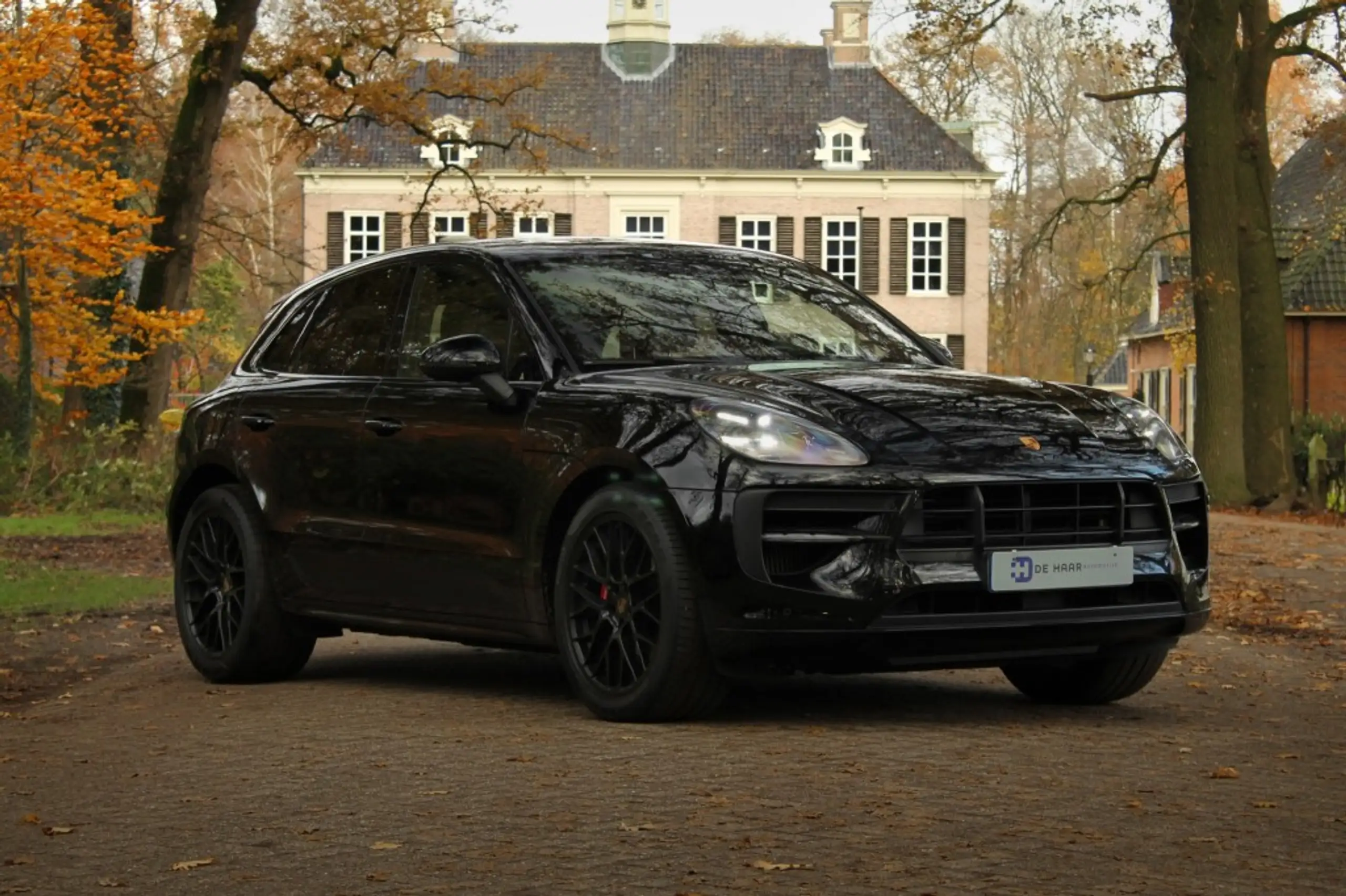 Porsche - Macan