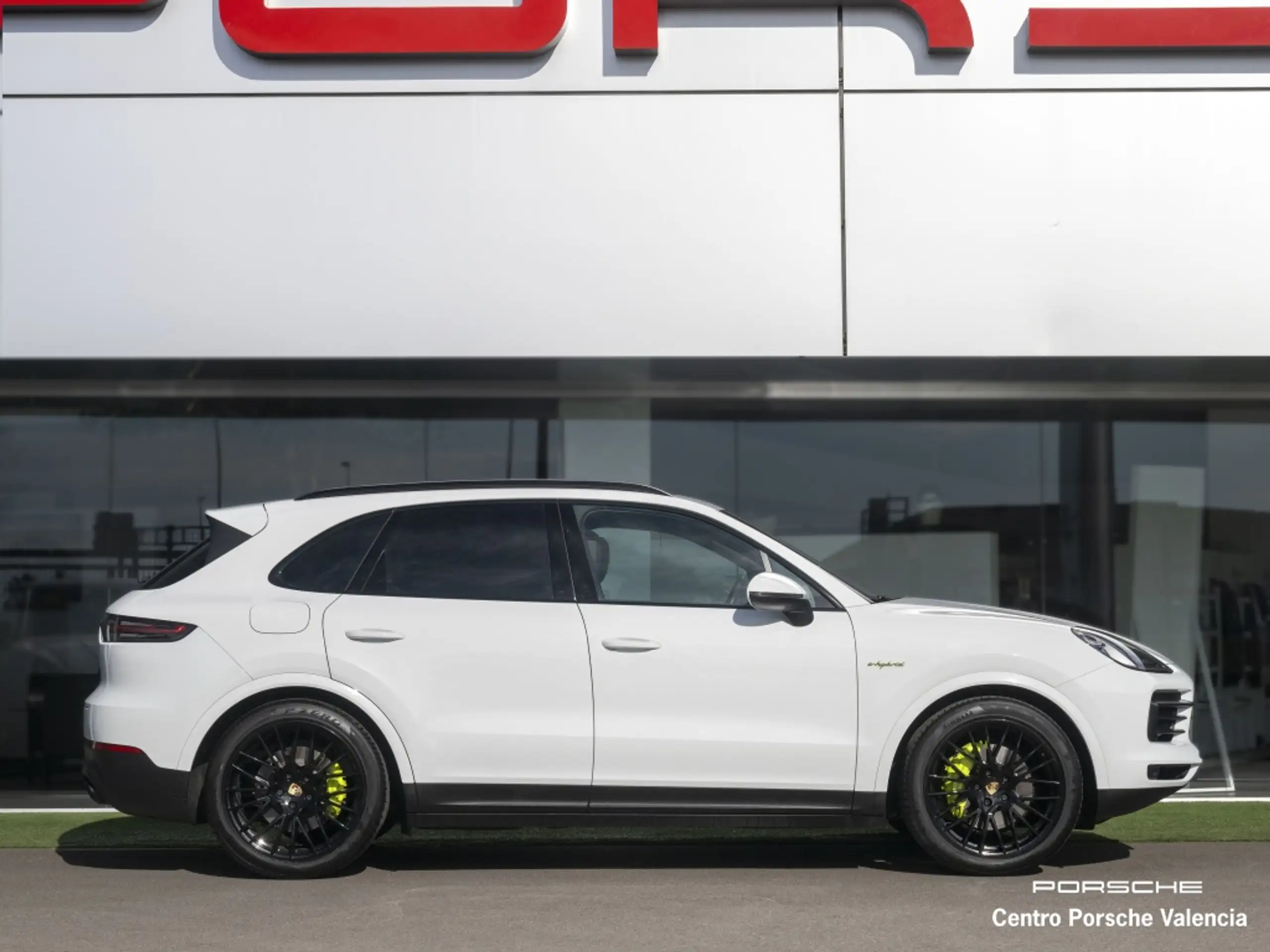 Porsche - Cayenne