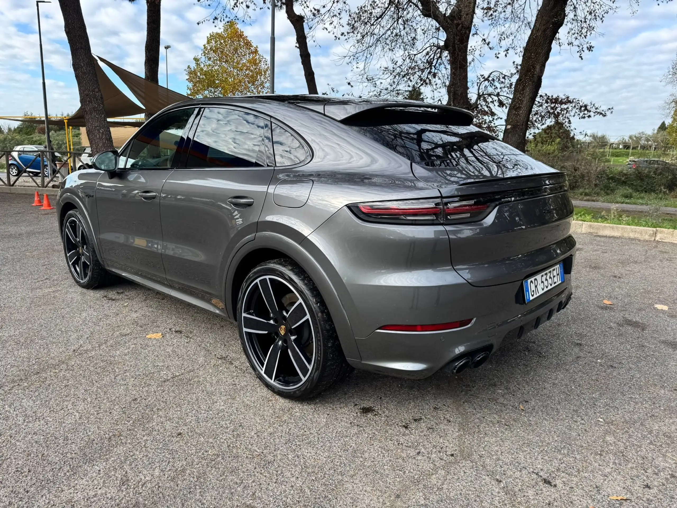 Porsche - Cayenne