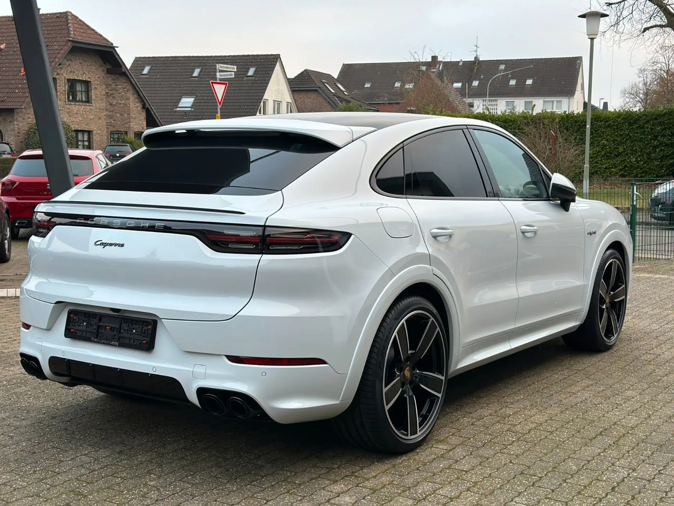 Porsche - Cayenne