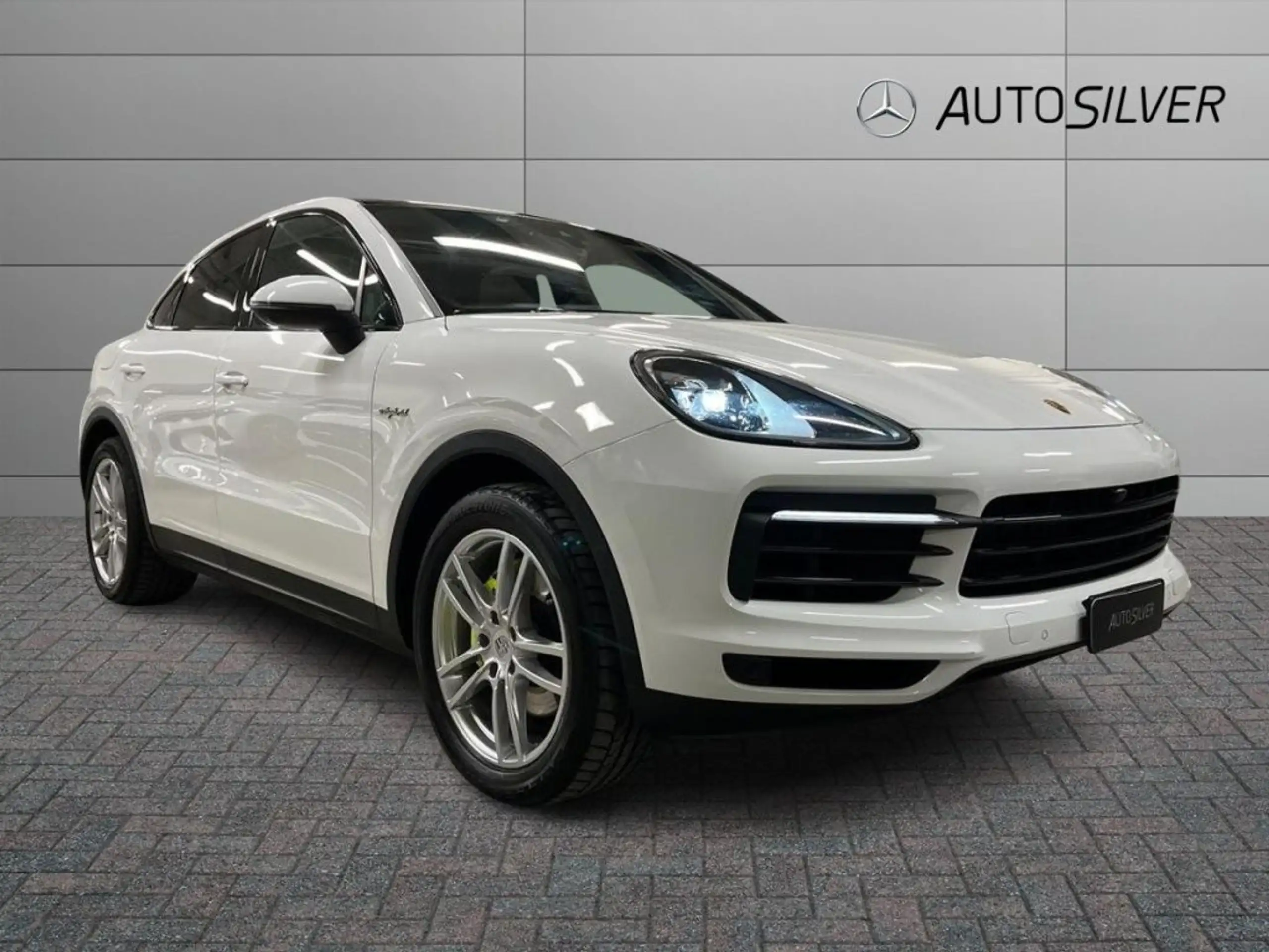 Porsche - Cayenne