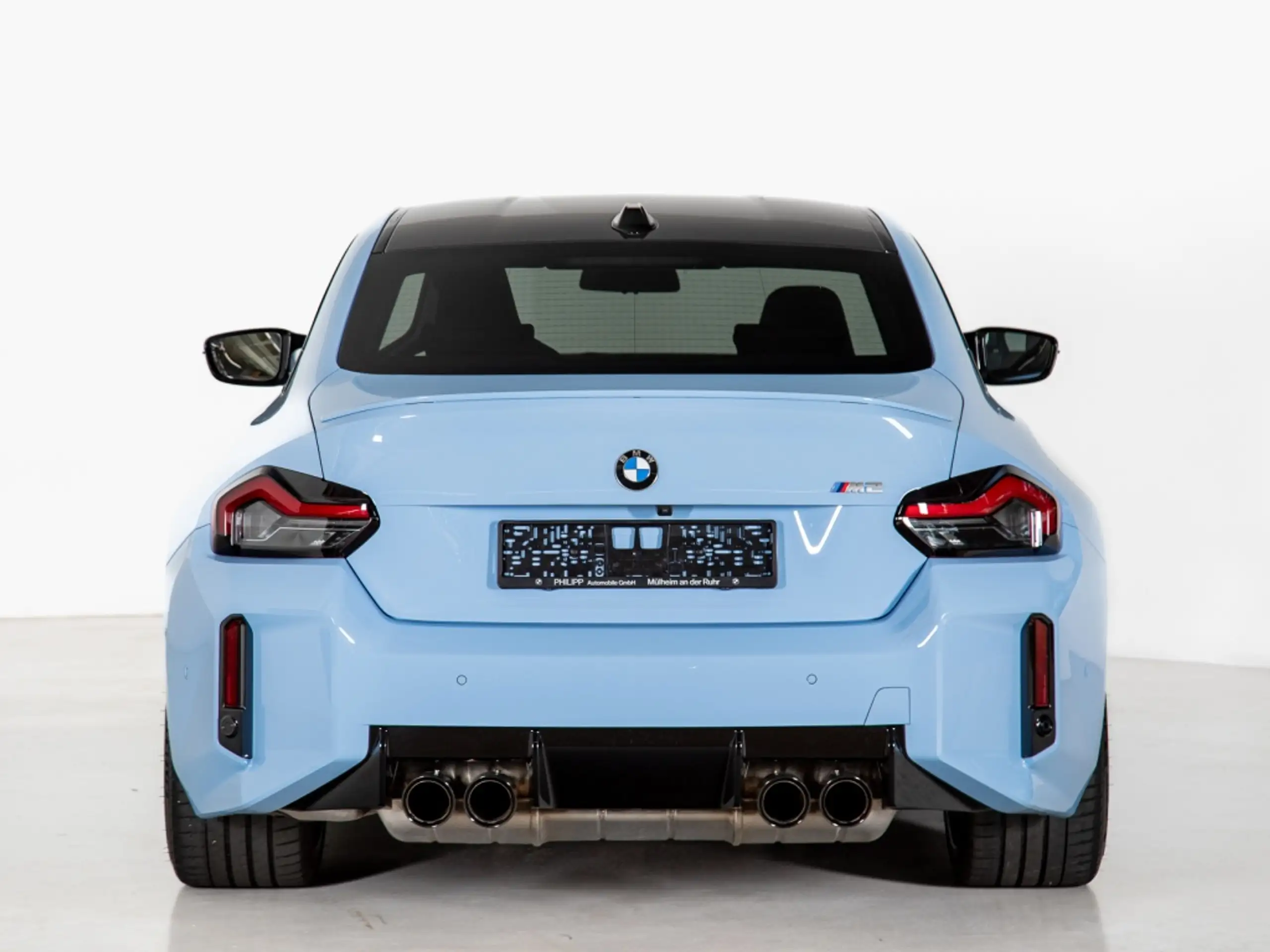 BMW - M2