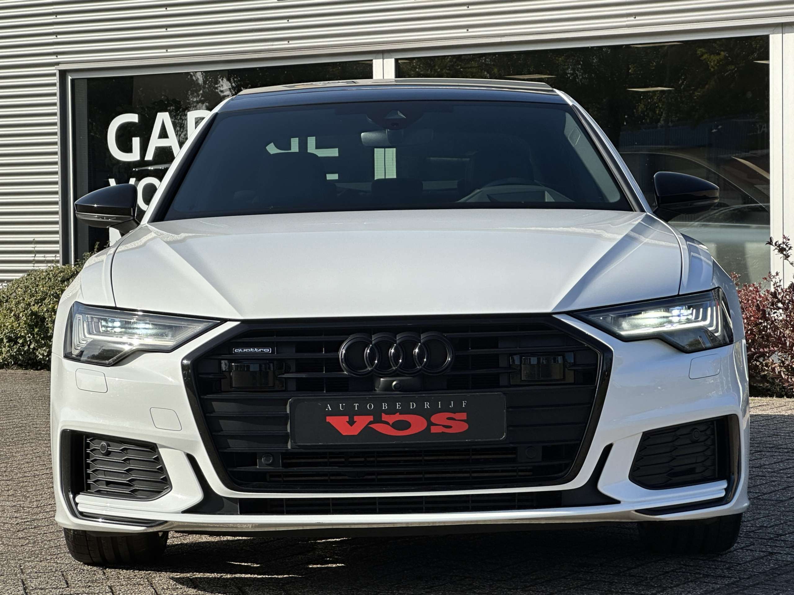 Audi - A6