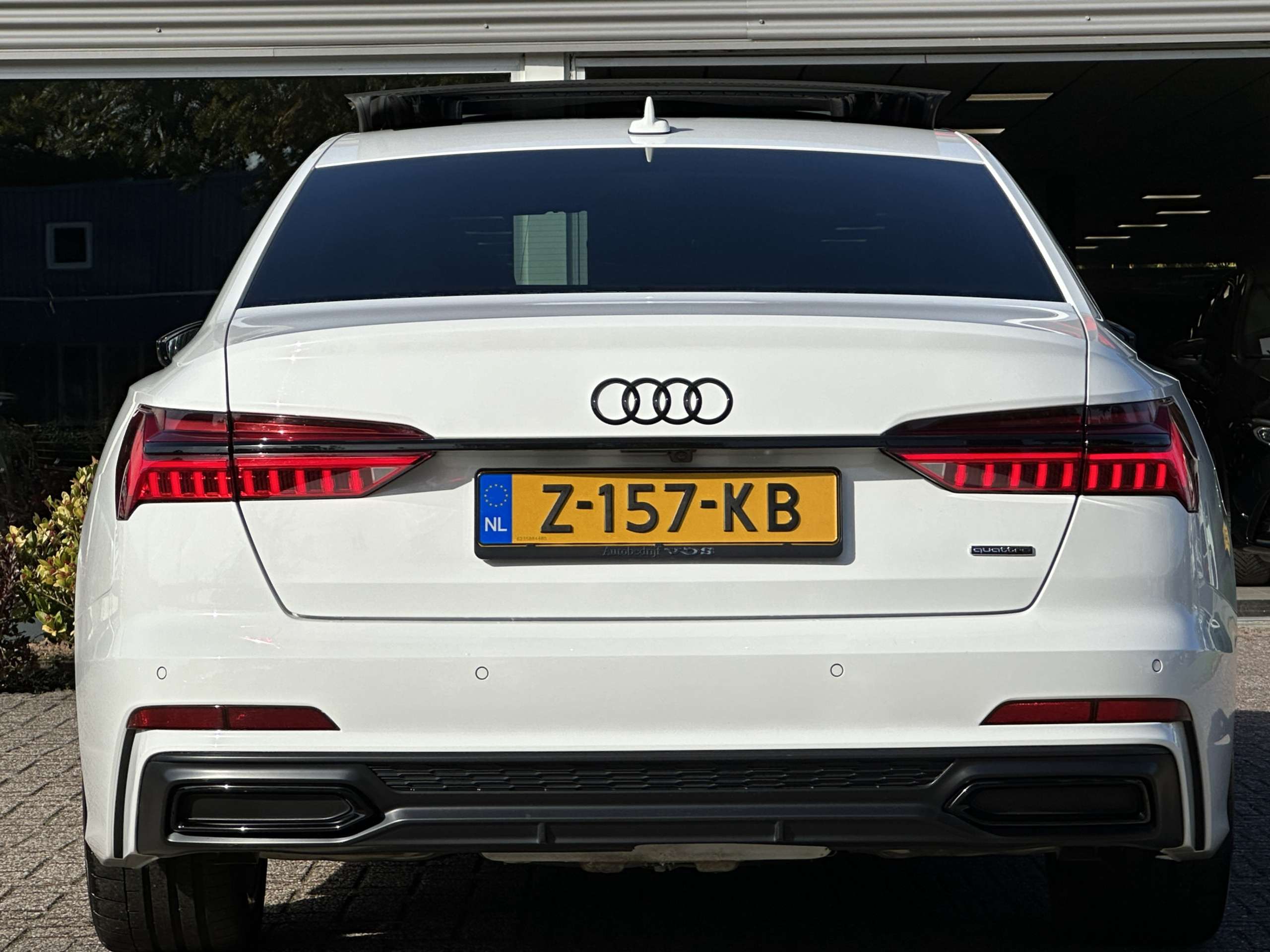 Audi - A6