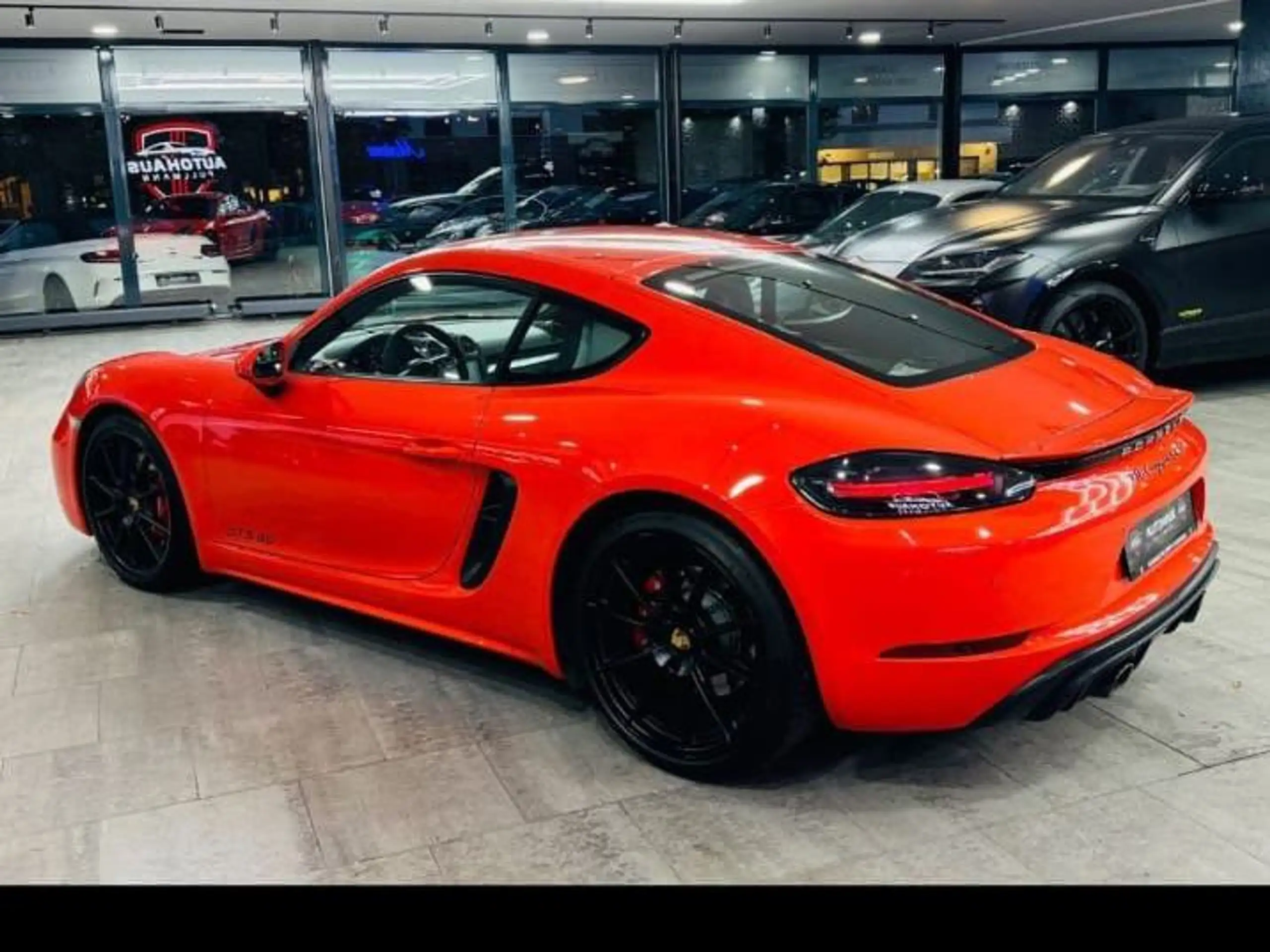 Porsche - Cayman