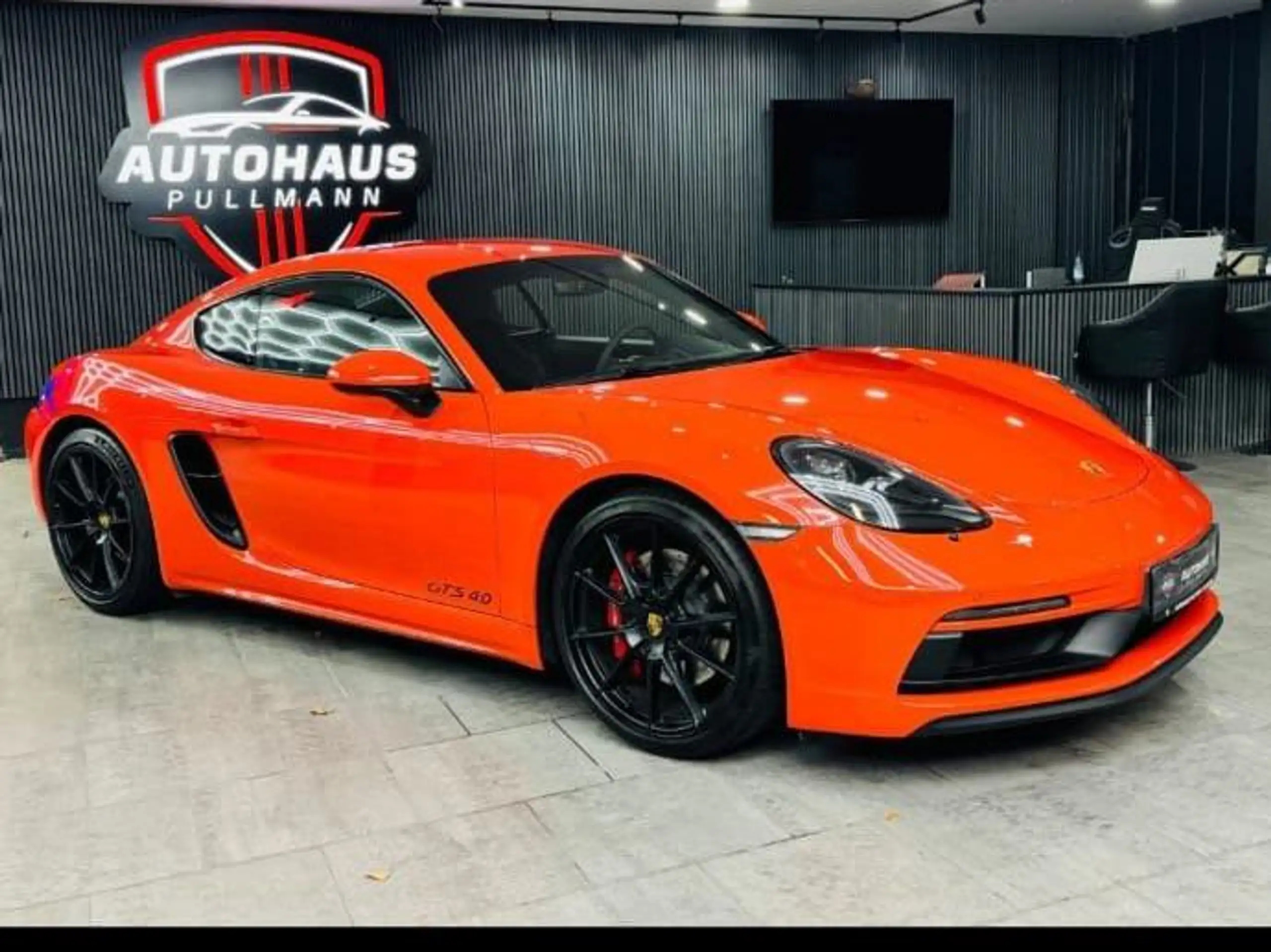 Porsche - Cayman