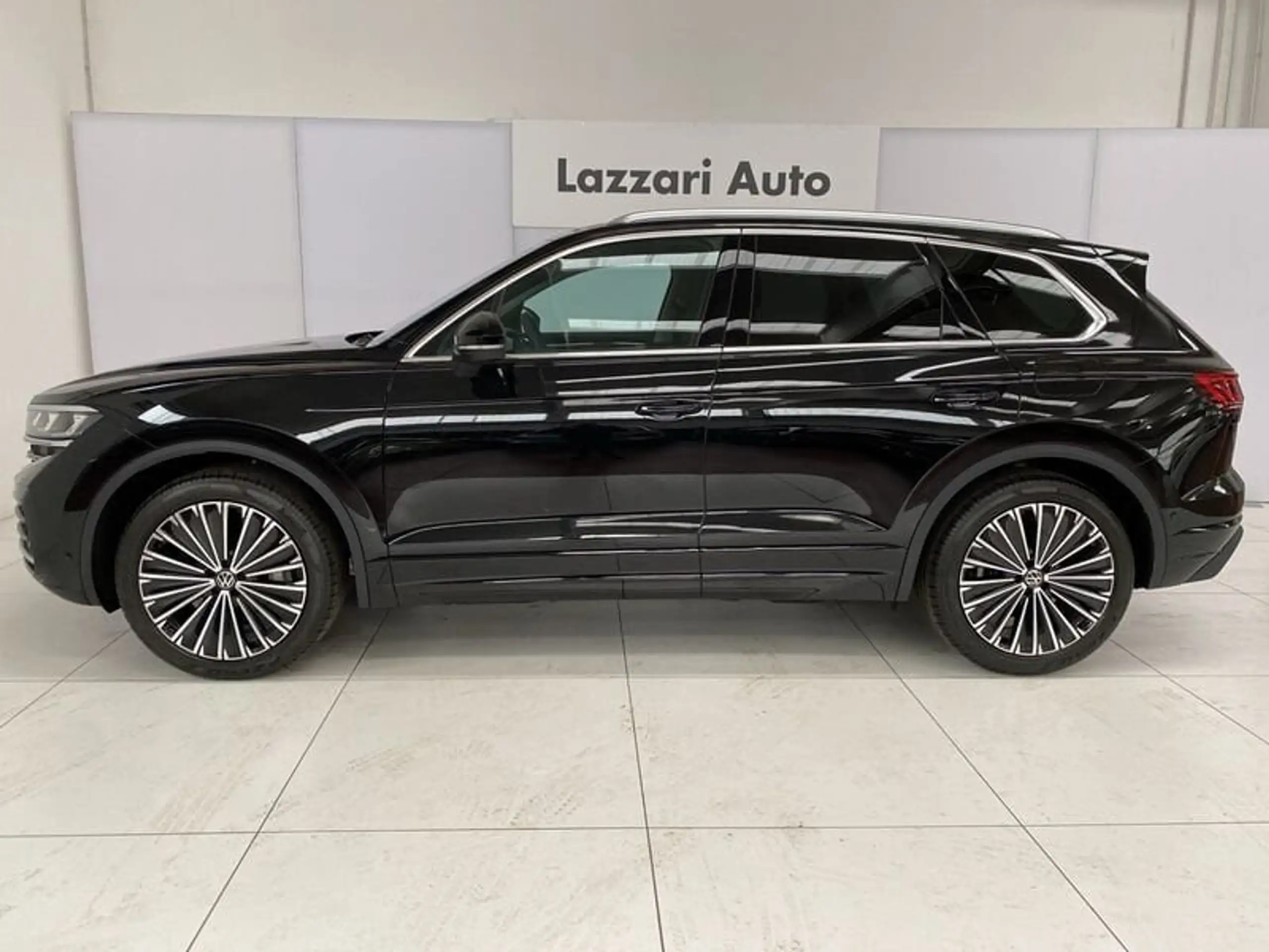 Volkswagen - Touareg