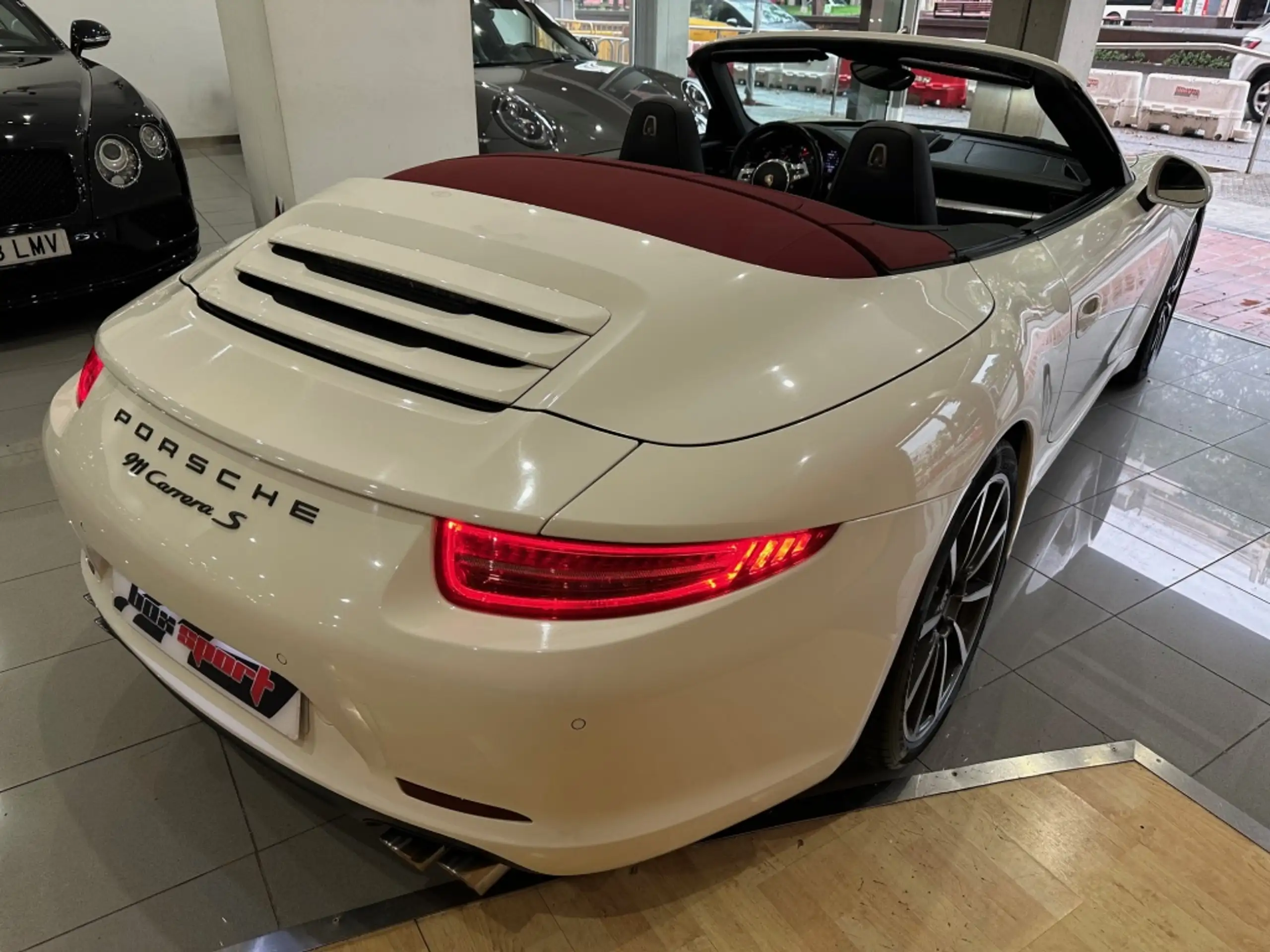 Porsche - 991