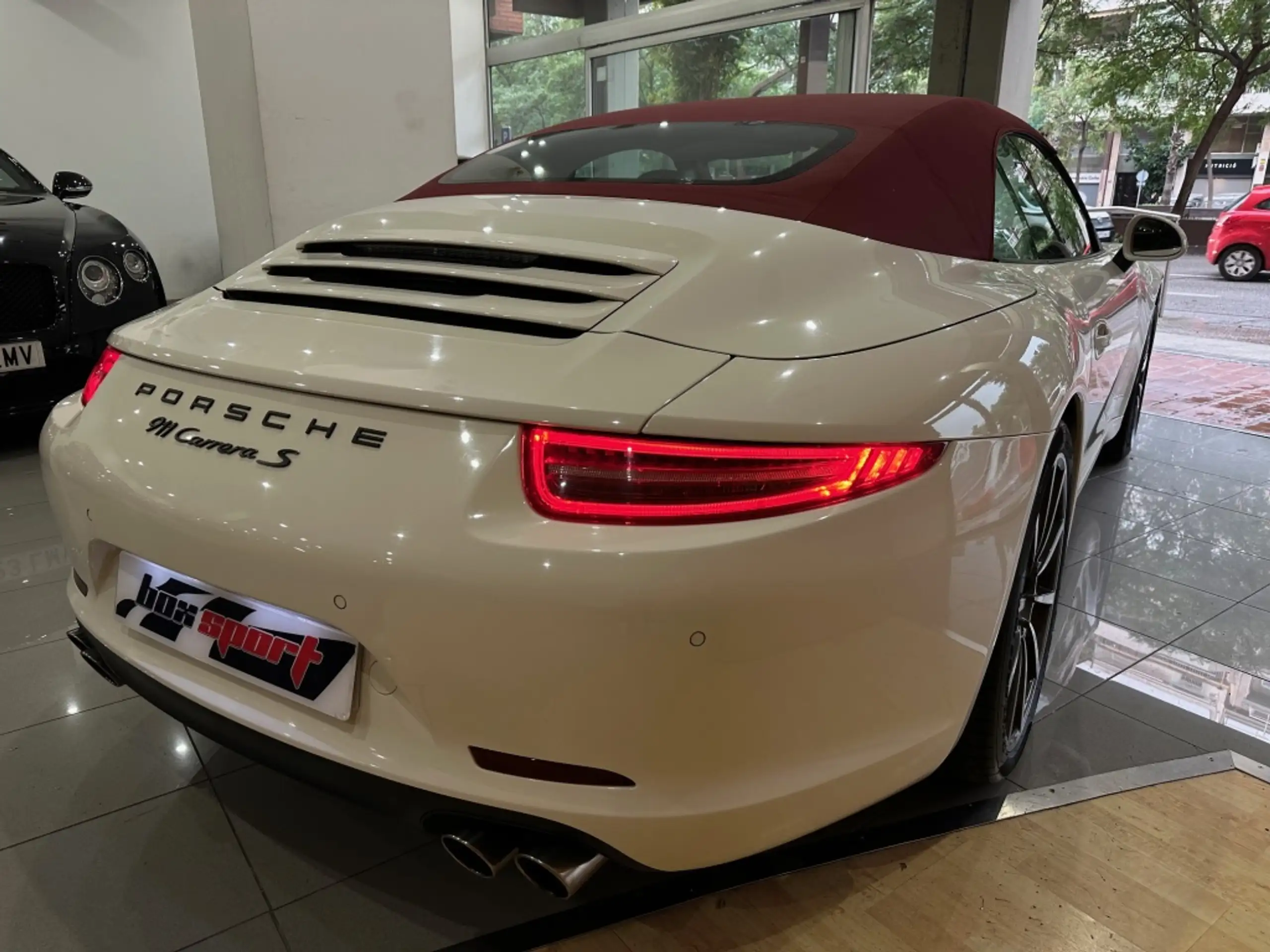 Porsche - 991