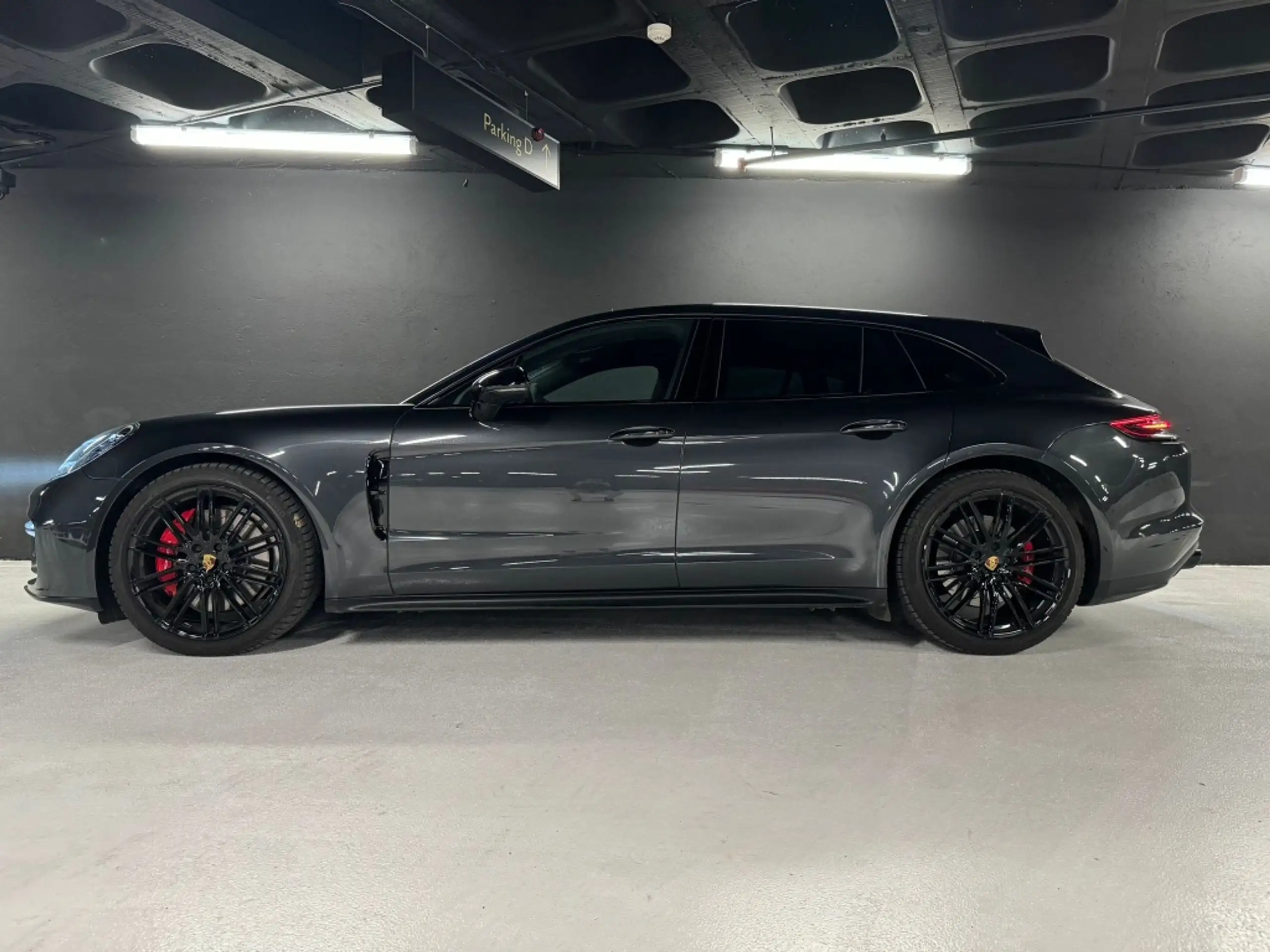 Porsche - Panamera