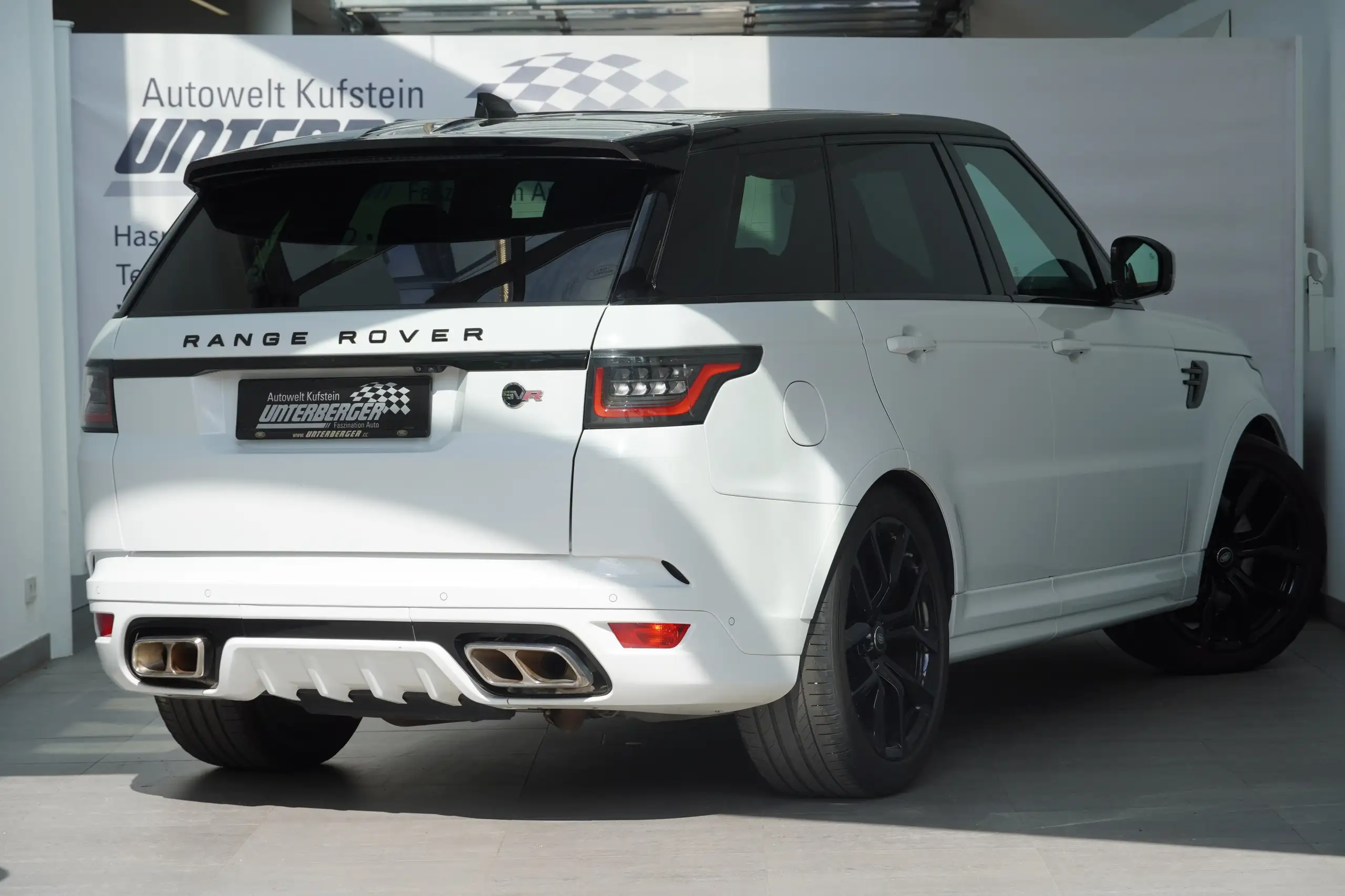 Land Rover - Range Rover Sport