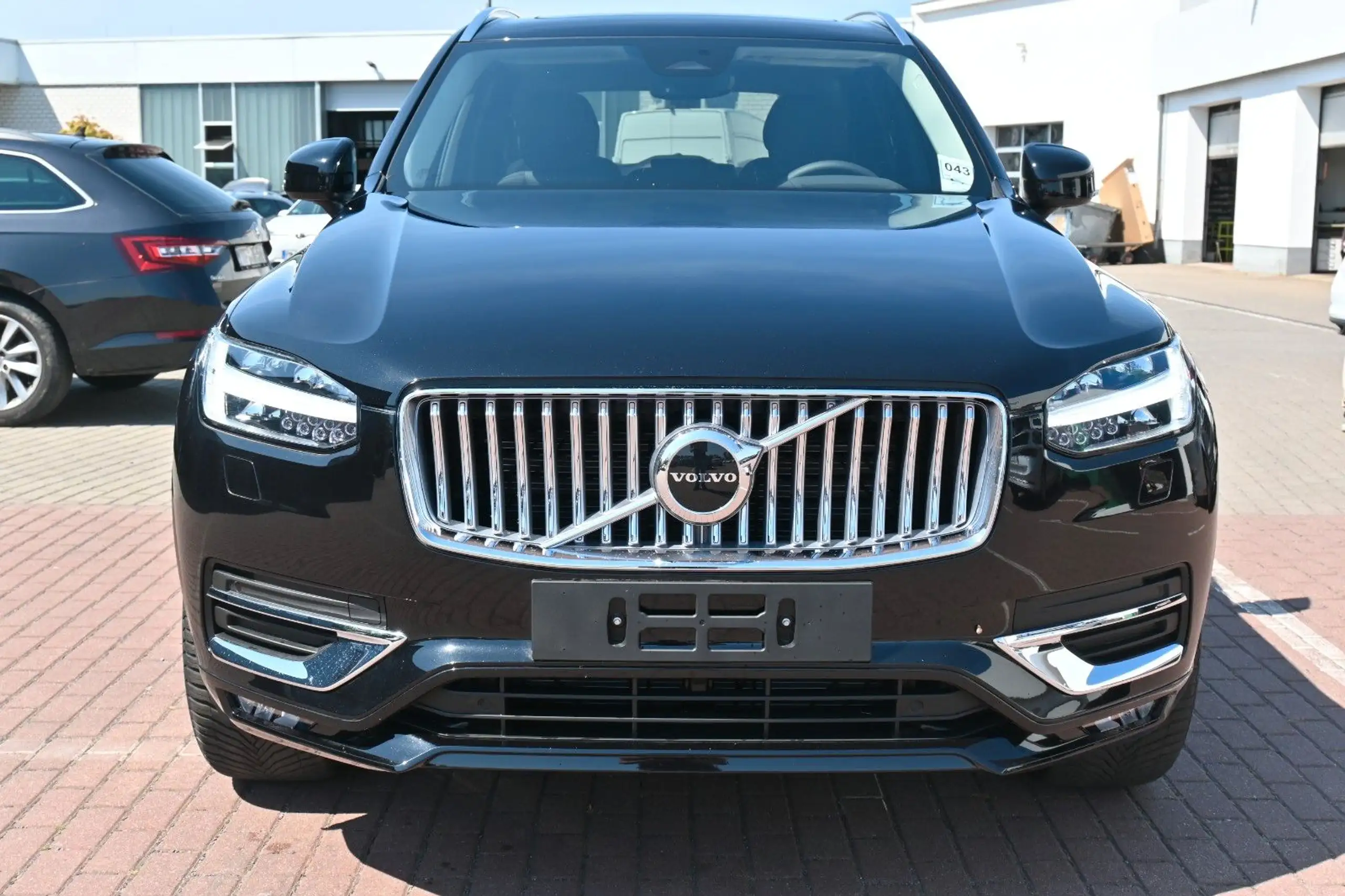 Volvo - XC90