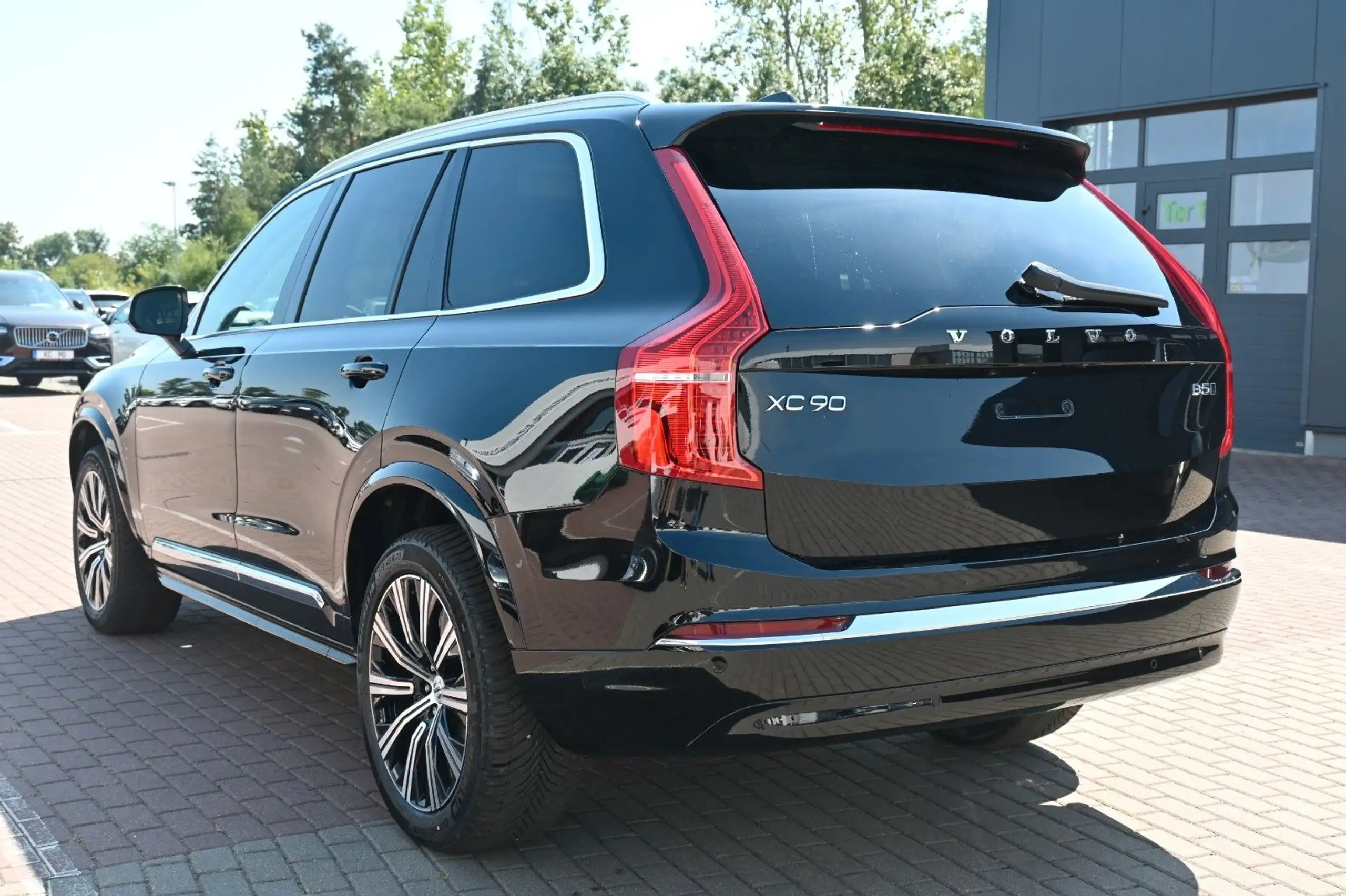 Volvo - XC90