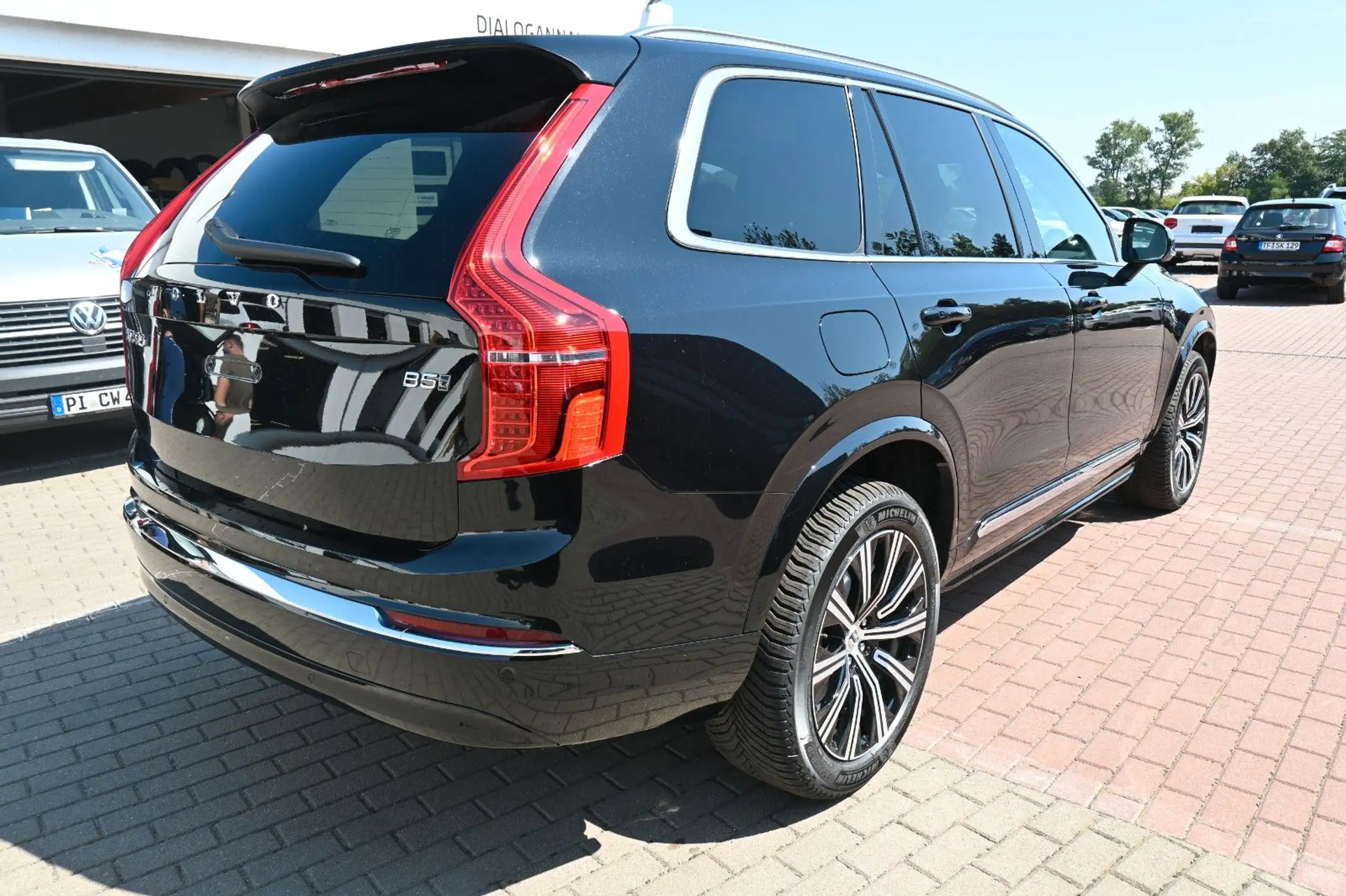 Volvo - XC90