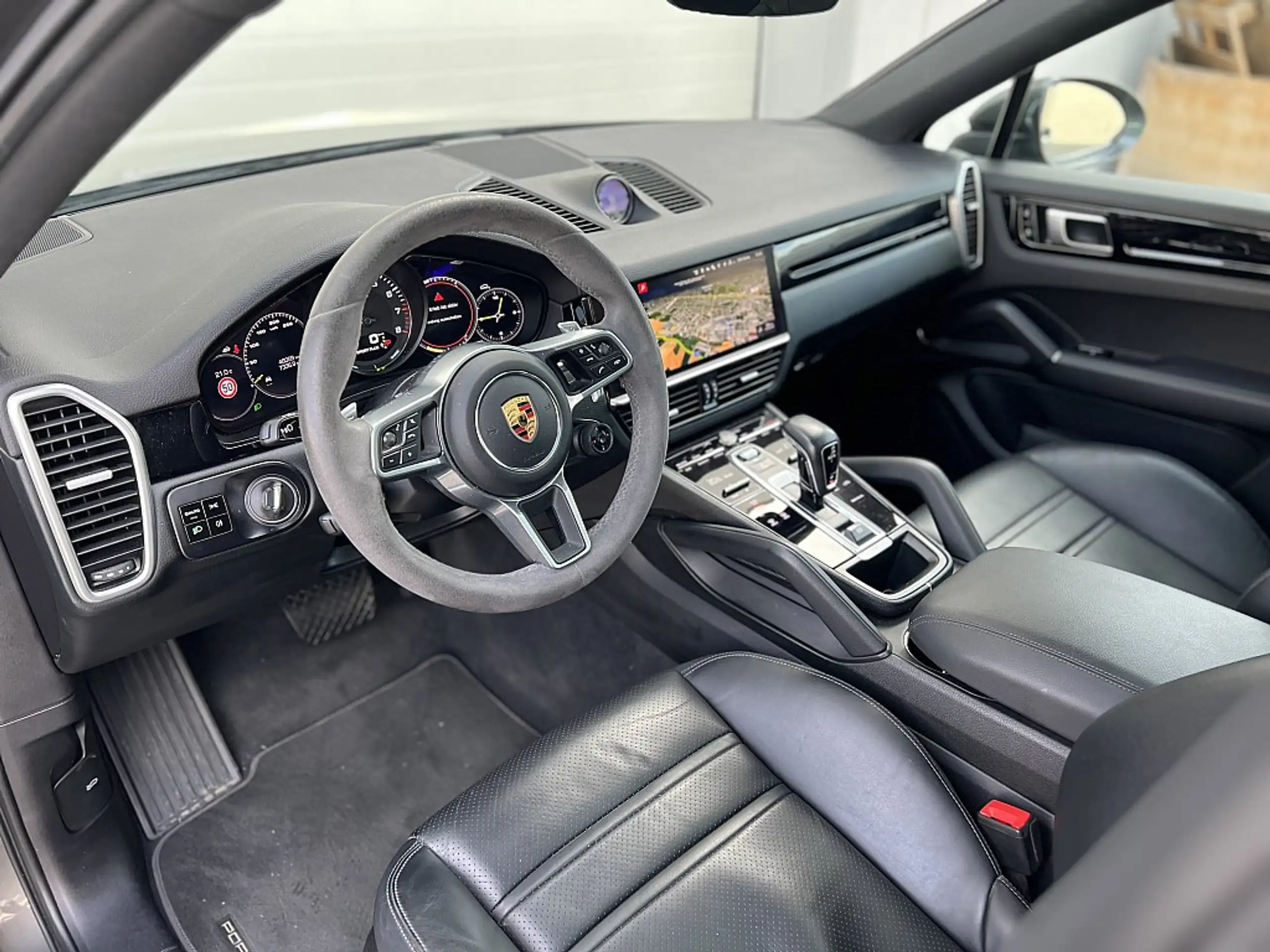 Porsche - Cayenne