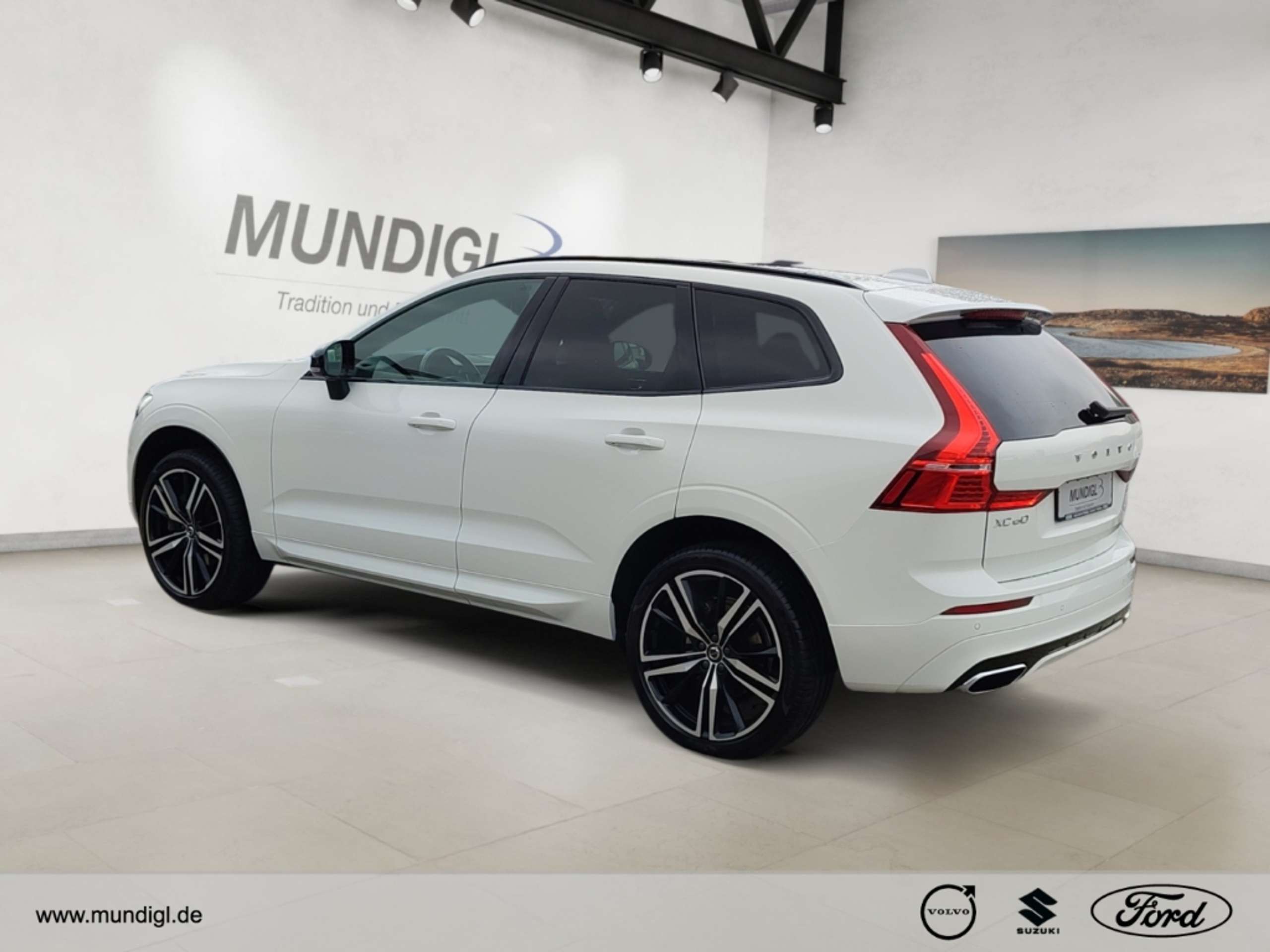 Volvo - XC60