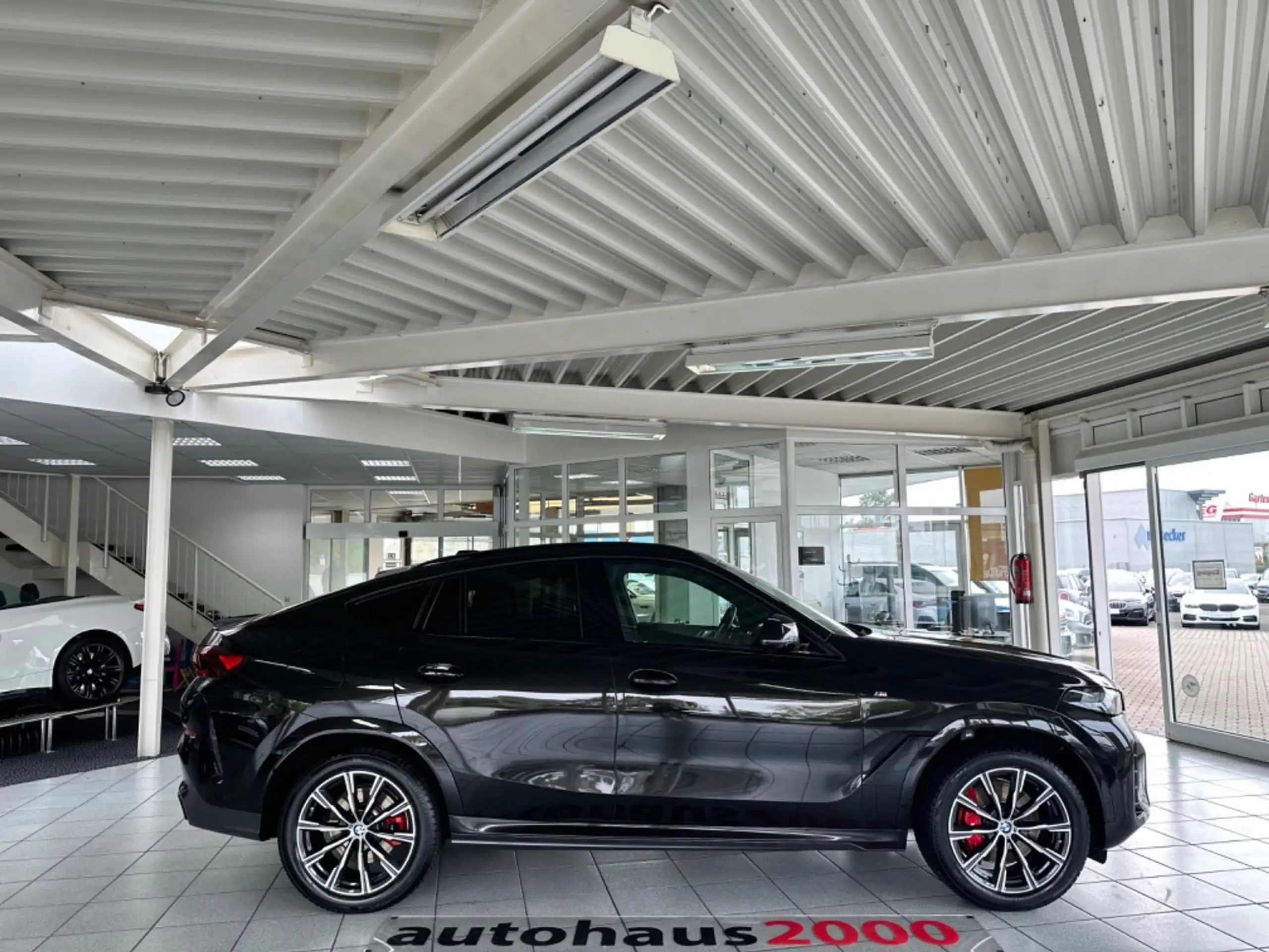 BMW - X6