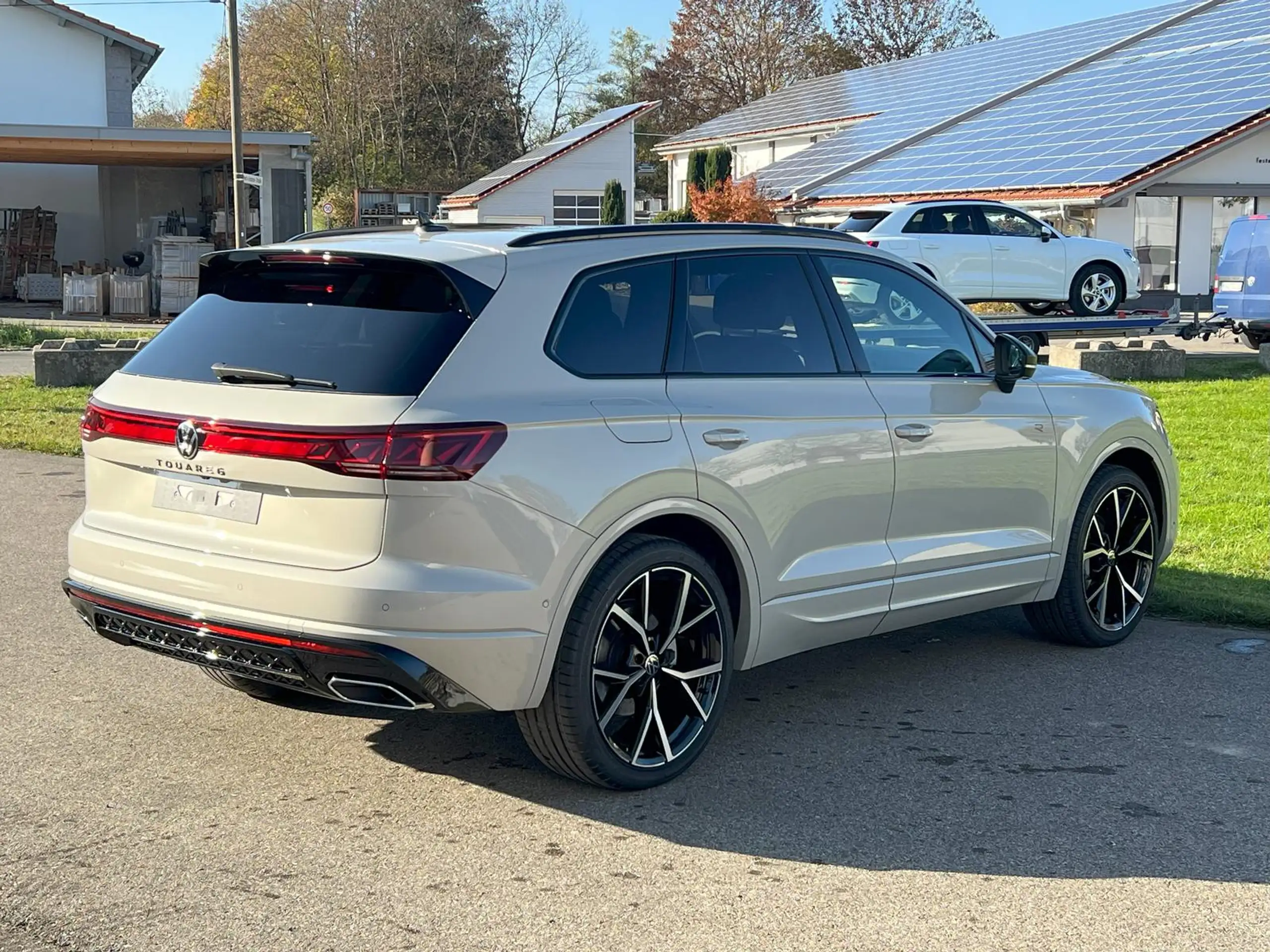 Volkswagen - Touareg