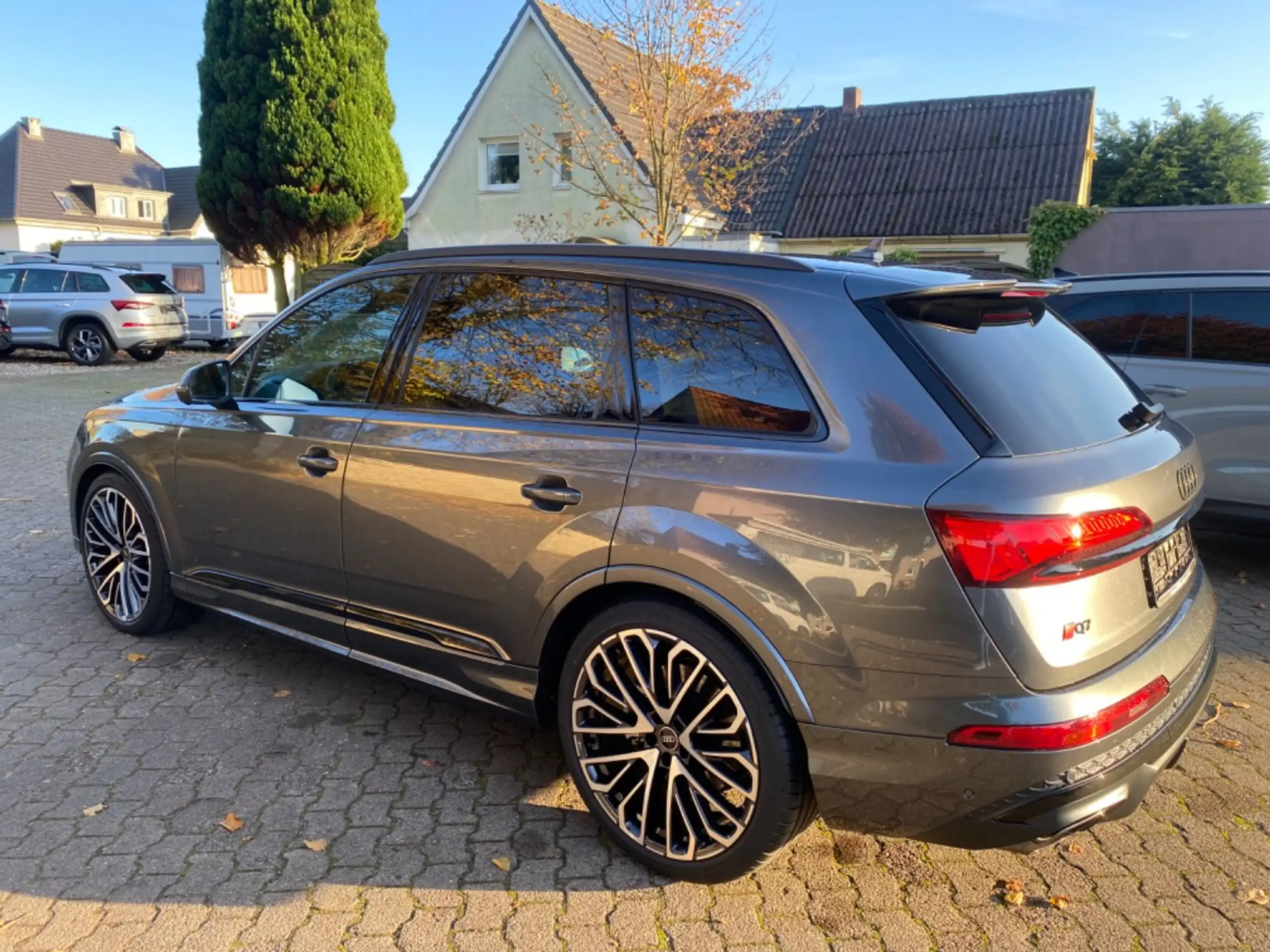 Audi - Q7