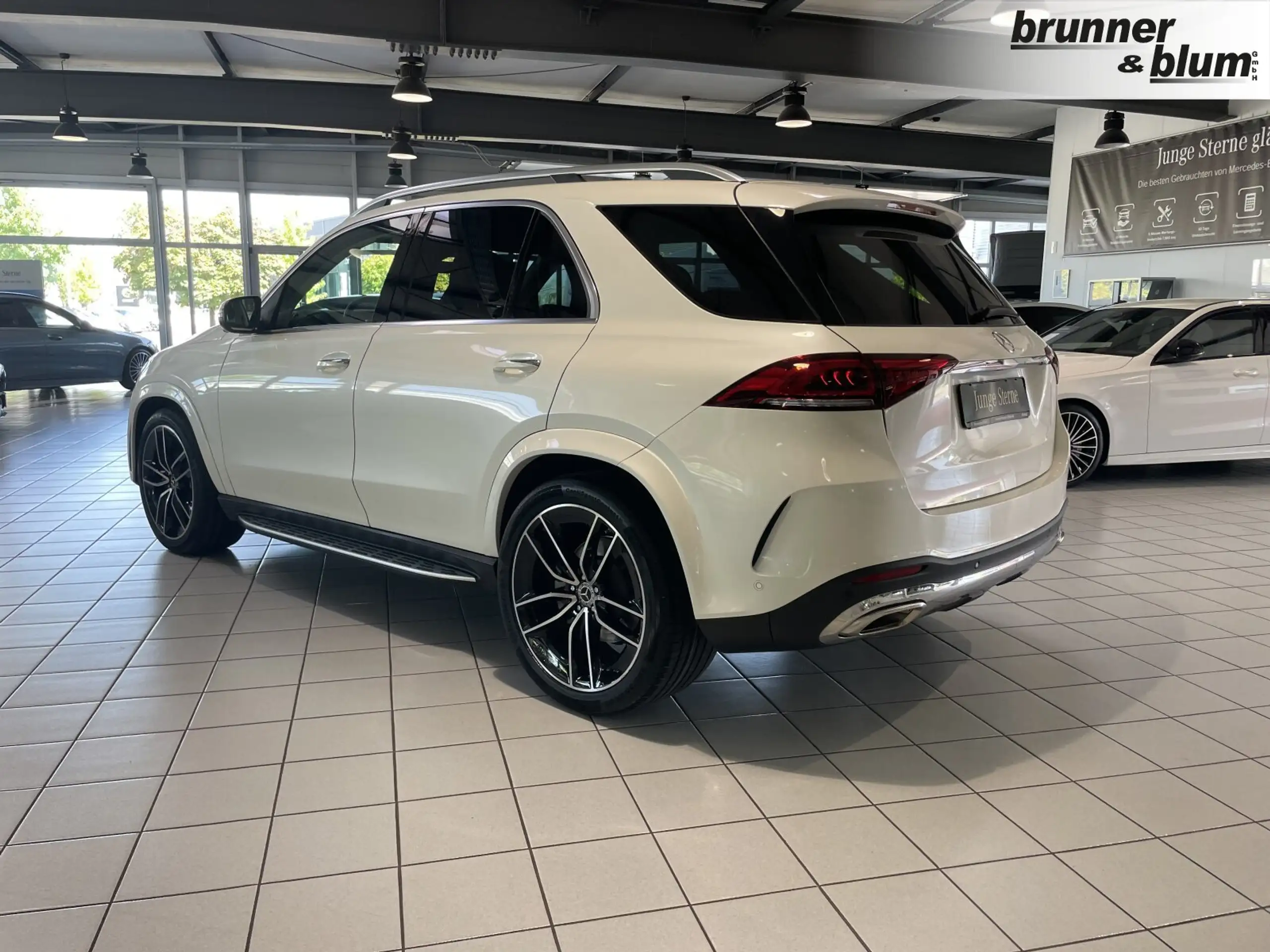 Mercedes-Benz - GLE 580