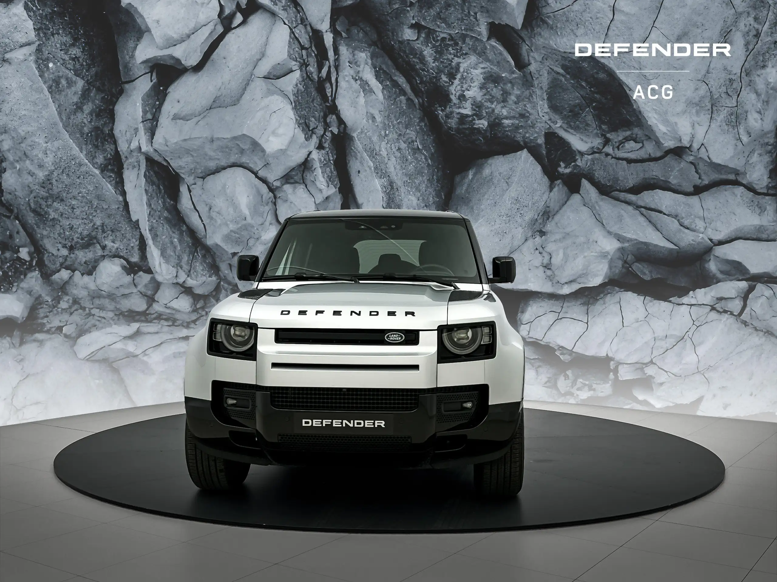 Land Rover - Defender