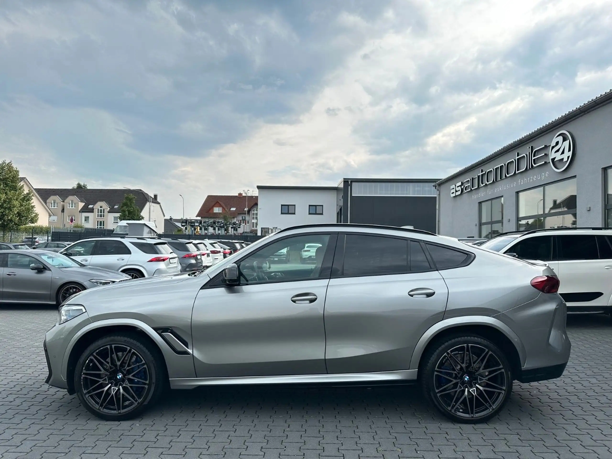 BMW - X6 M