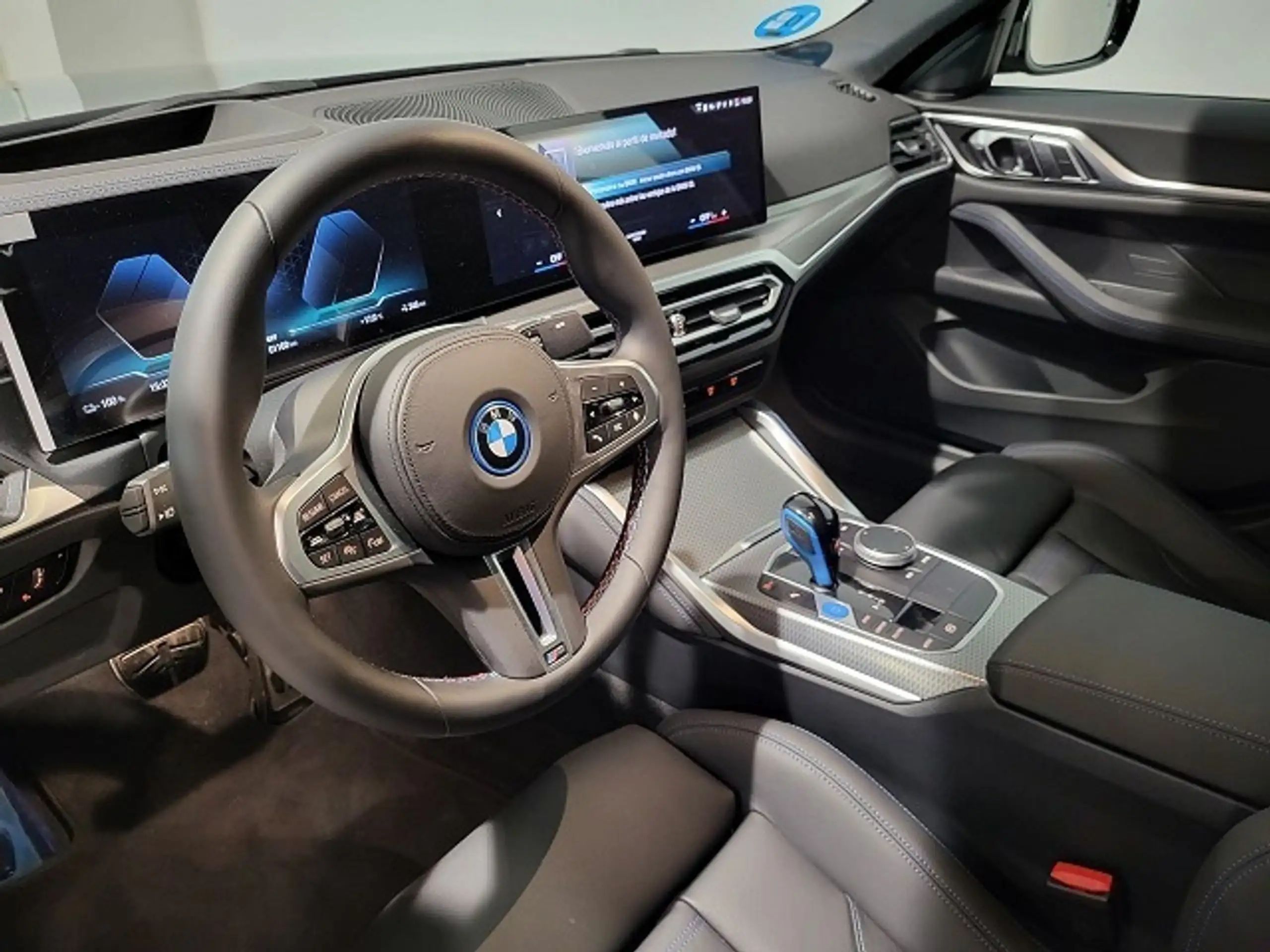 BMW - i4