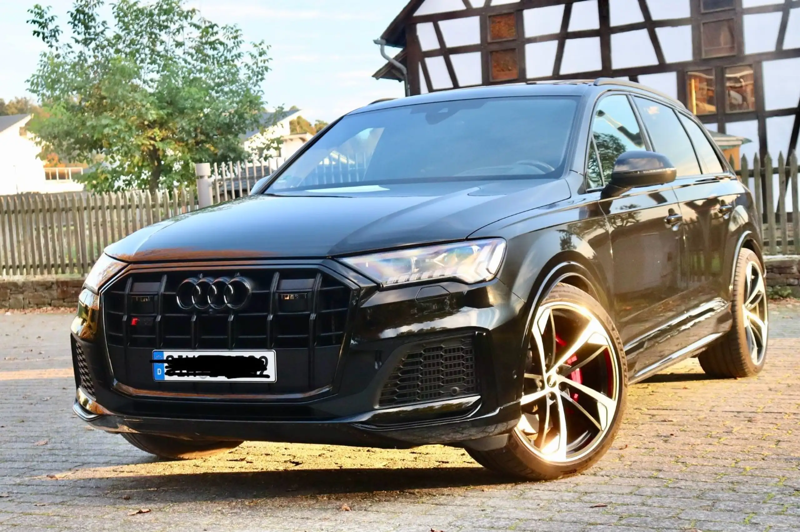 Audi - SQ7