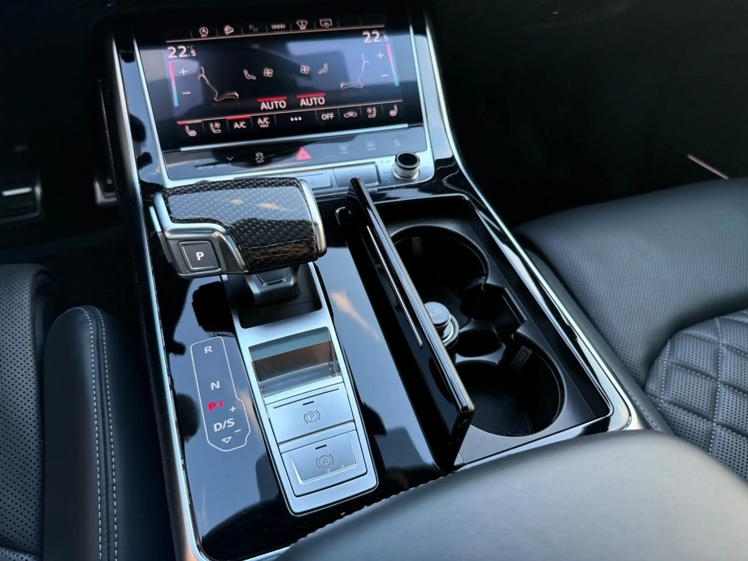 Audi - SQ7