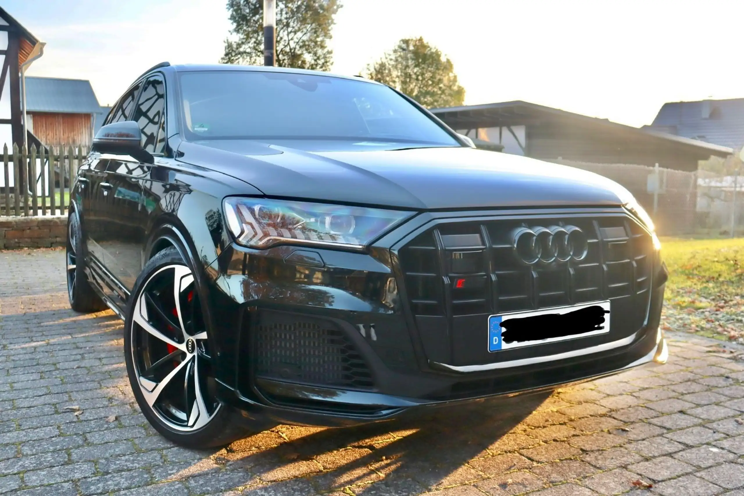 Audi - SQ7