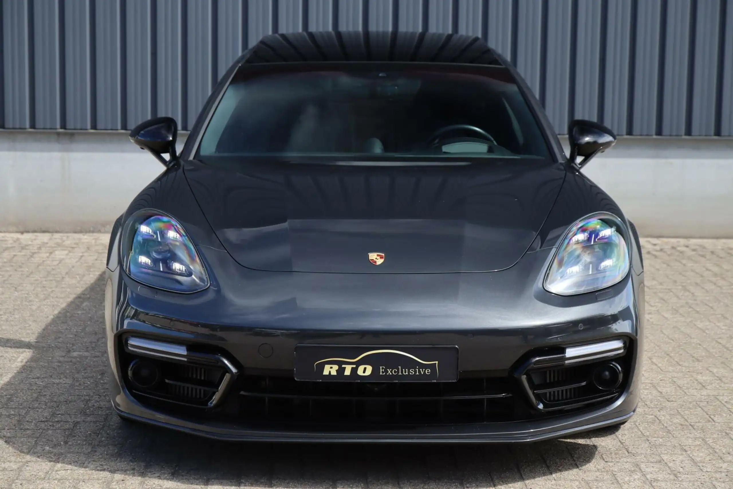 Porsche - Panamera