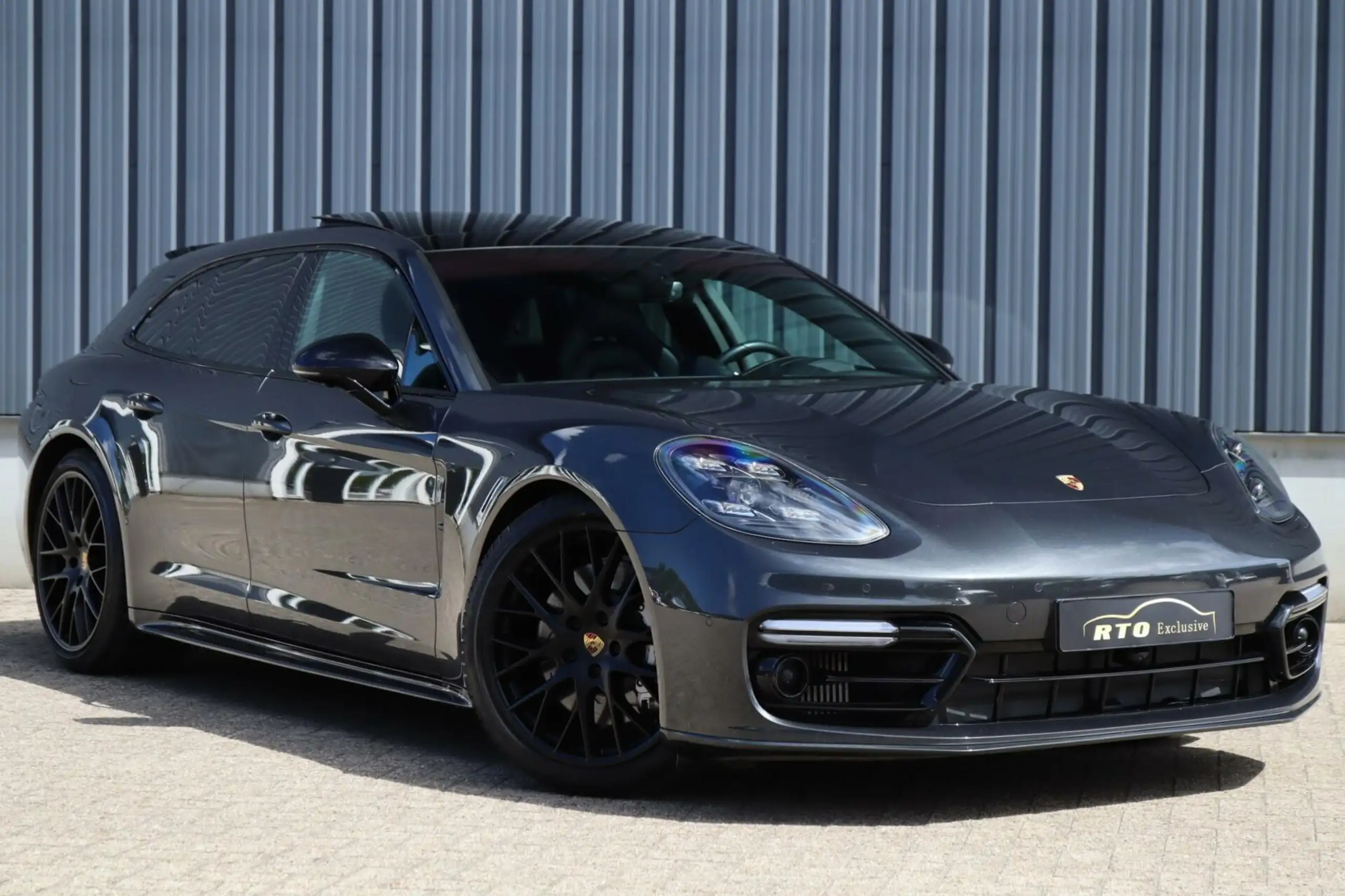 Porsche - Panamera