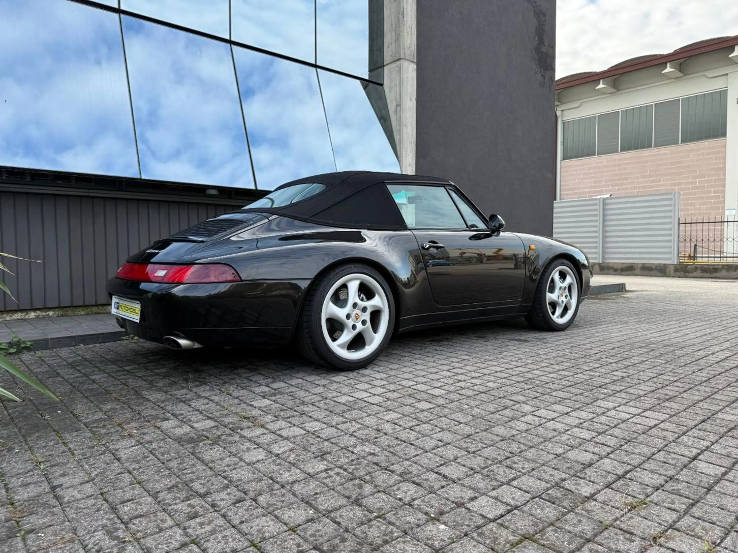 Porsche - 993