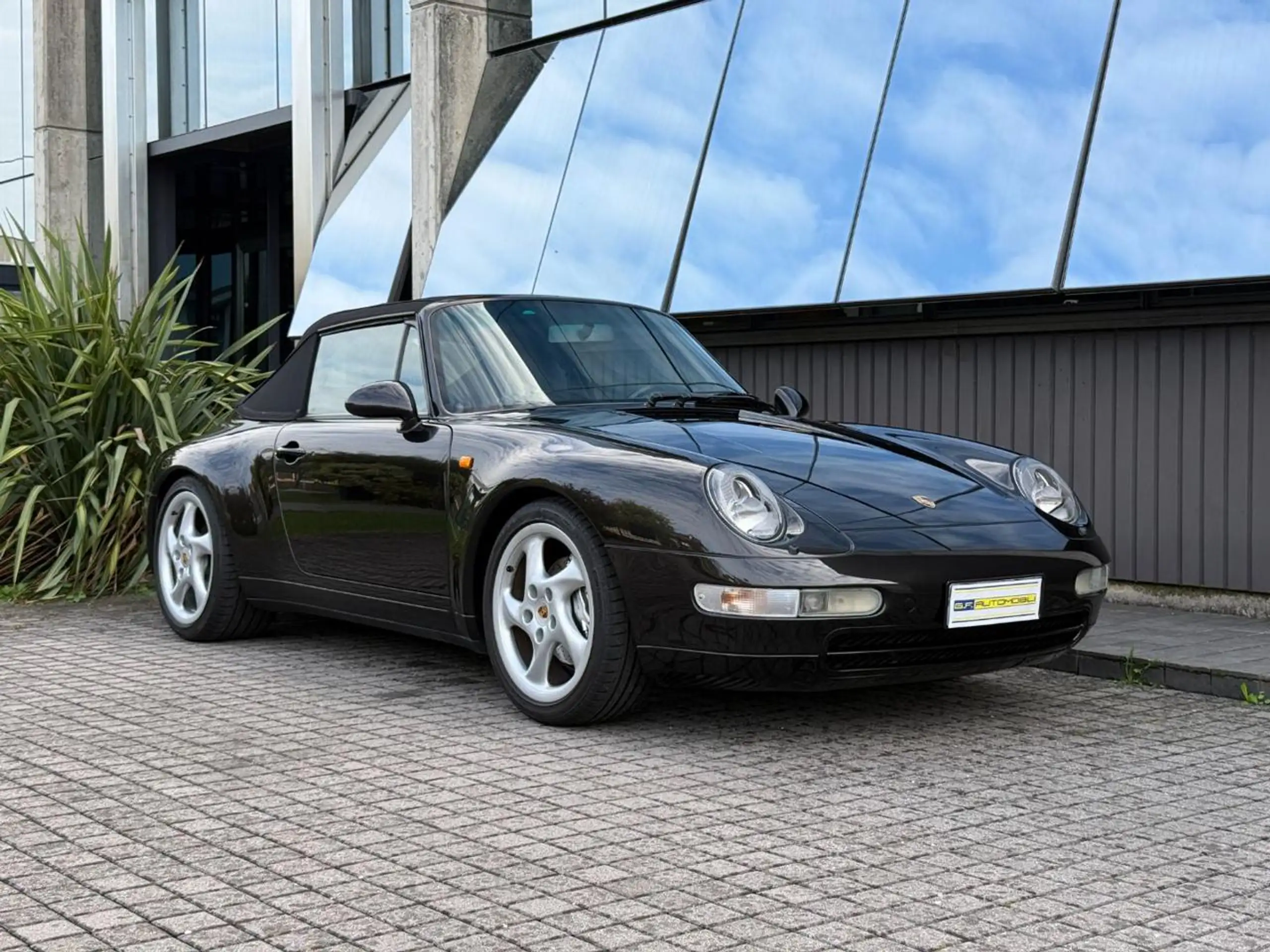 Porsche - 993