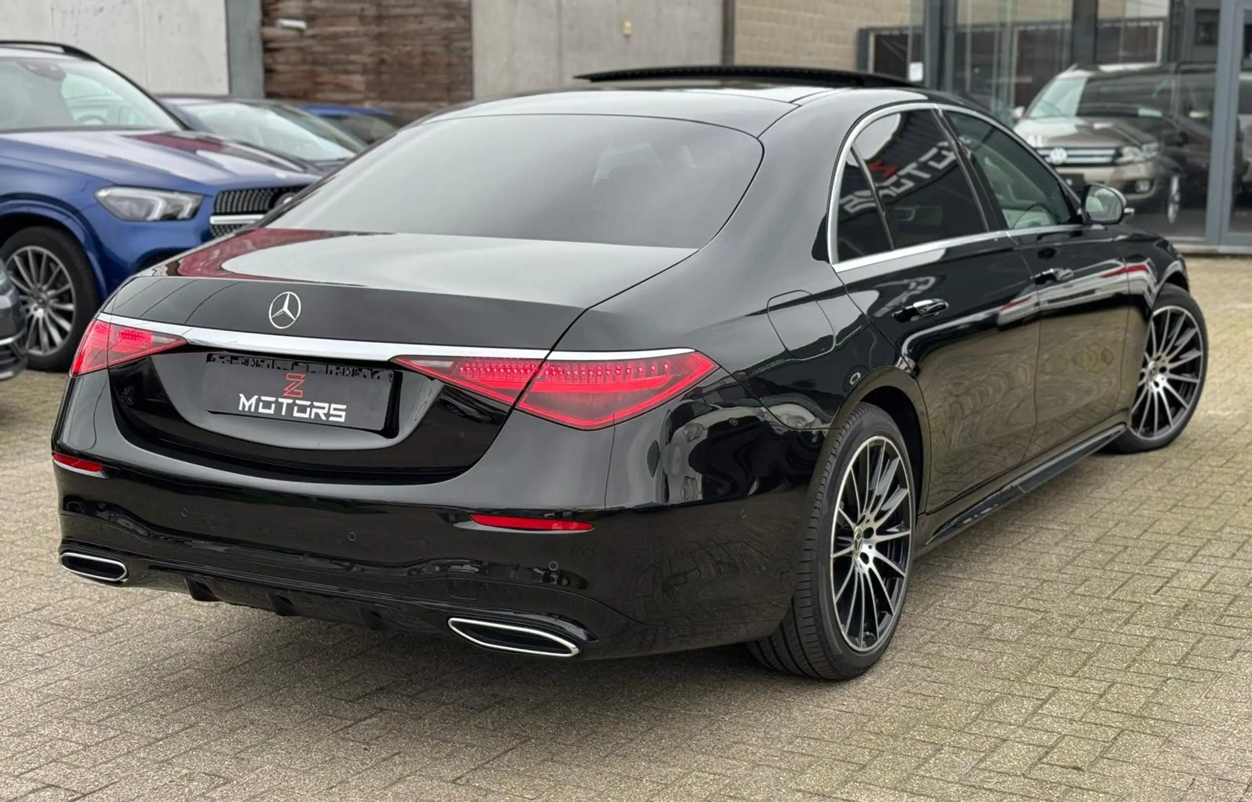 Mercedes-Benz - S 400